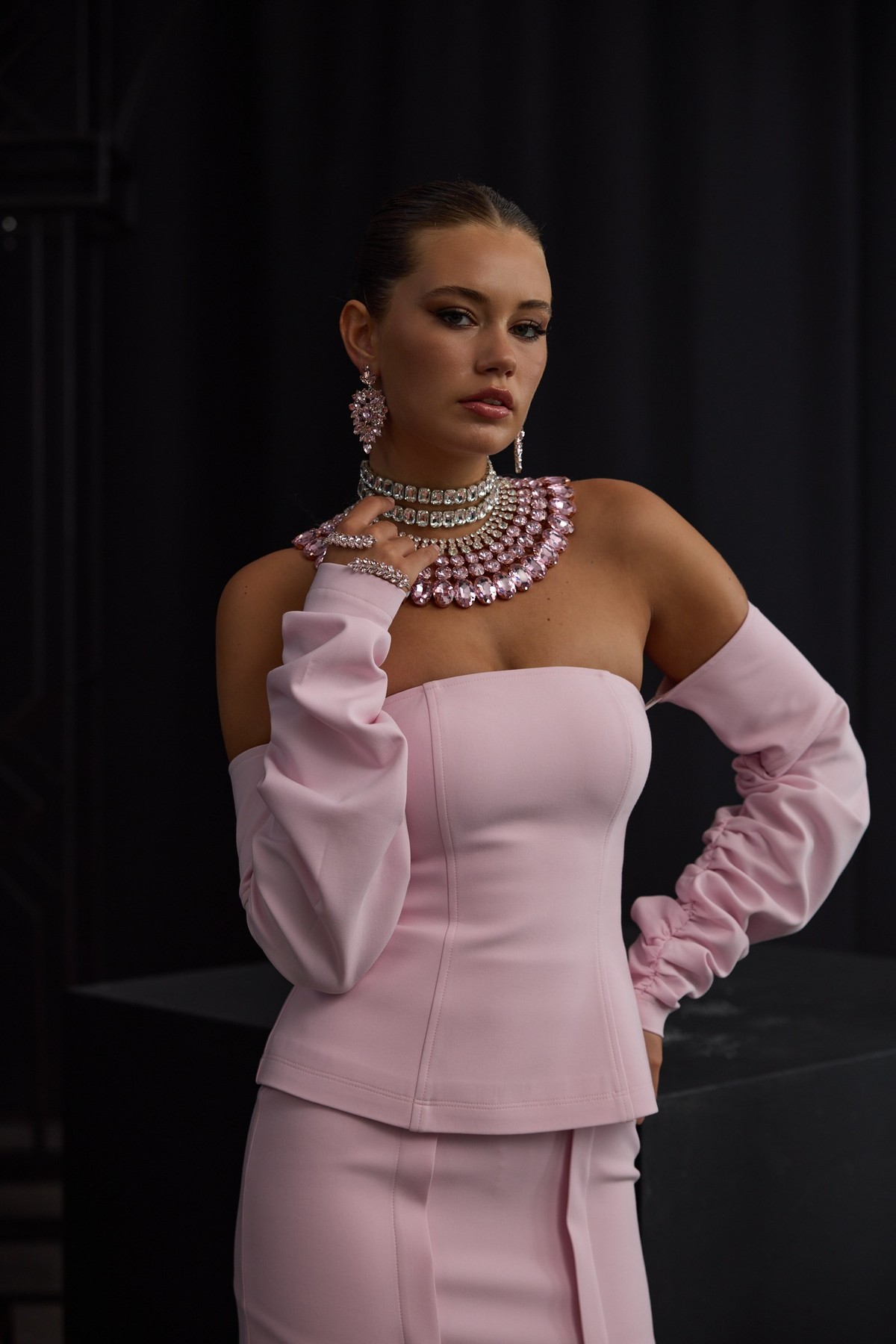 The Power Sleeve Bustier Pink