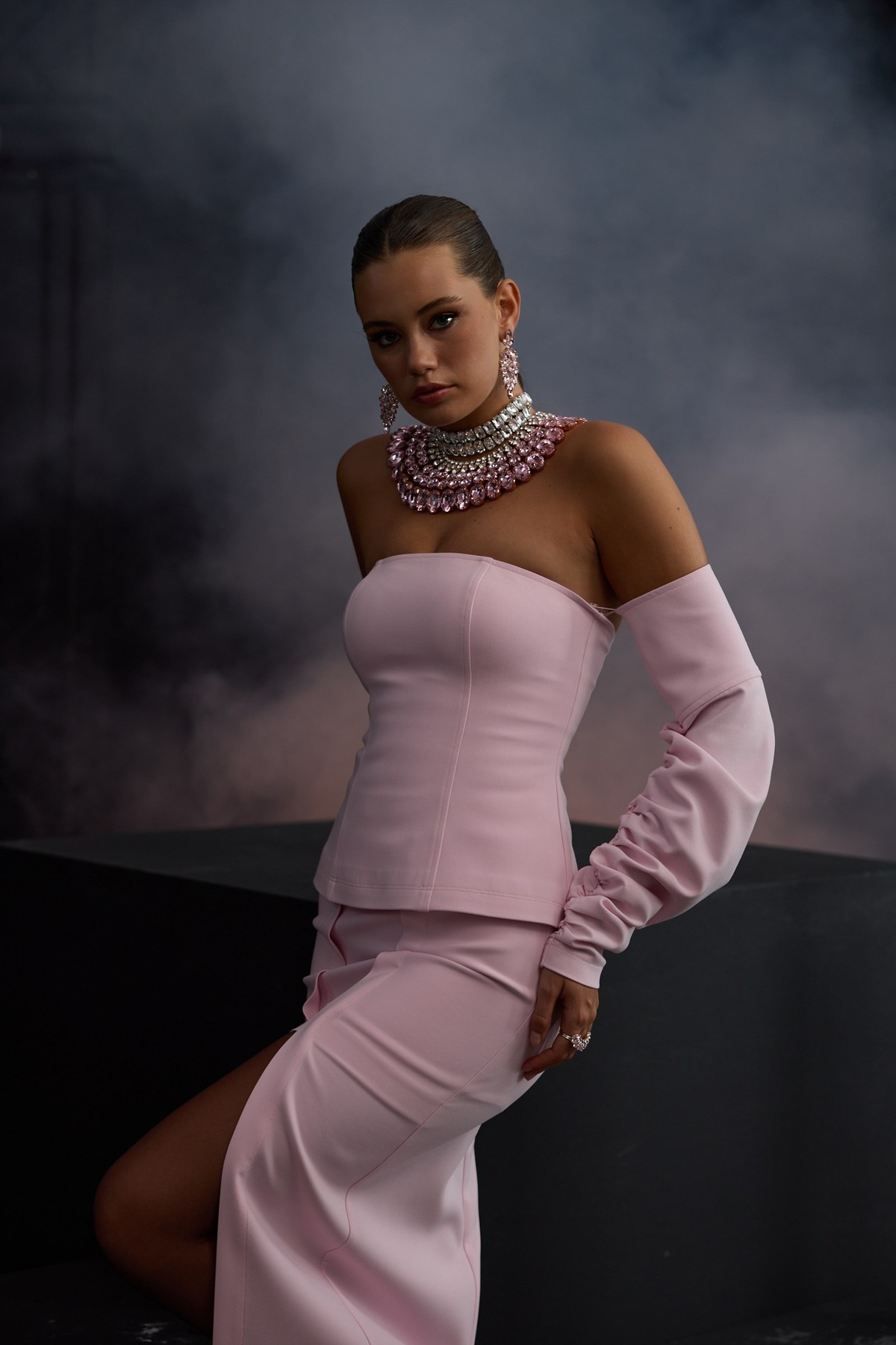 The Power Sleeve Bustier Pink