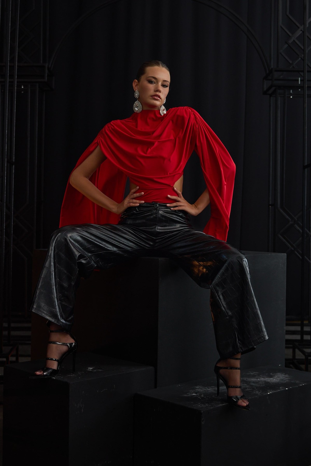 The Reign Croco Pant Black
