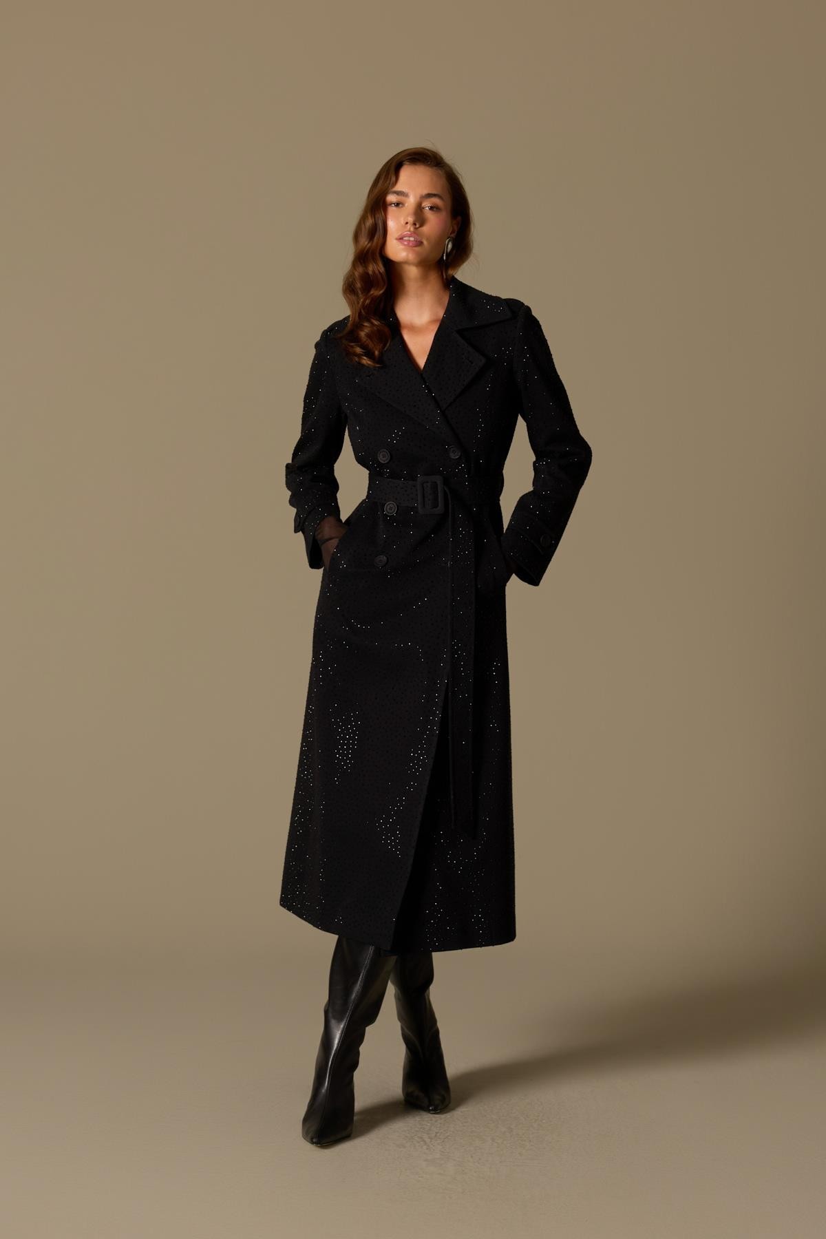 The Starlight Diamond Coat Black