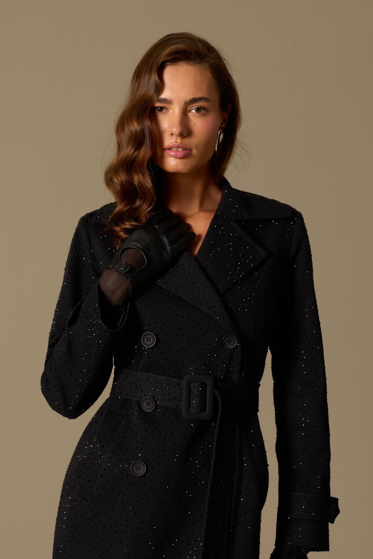 The Starlight Diamond Coat Black