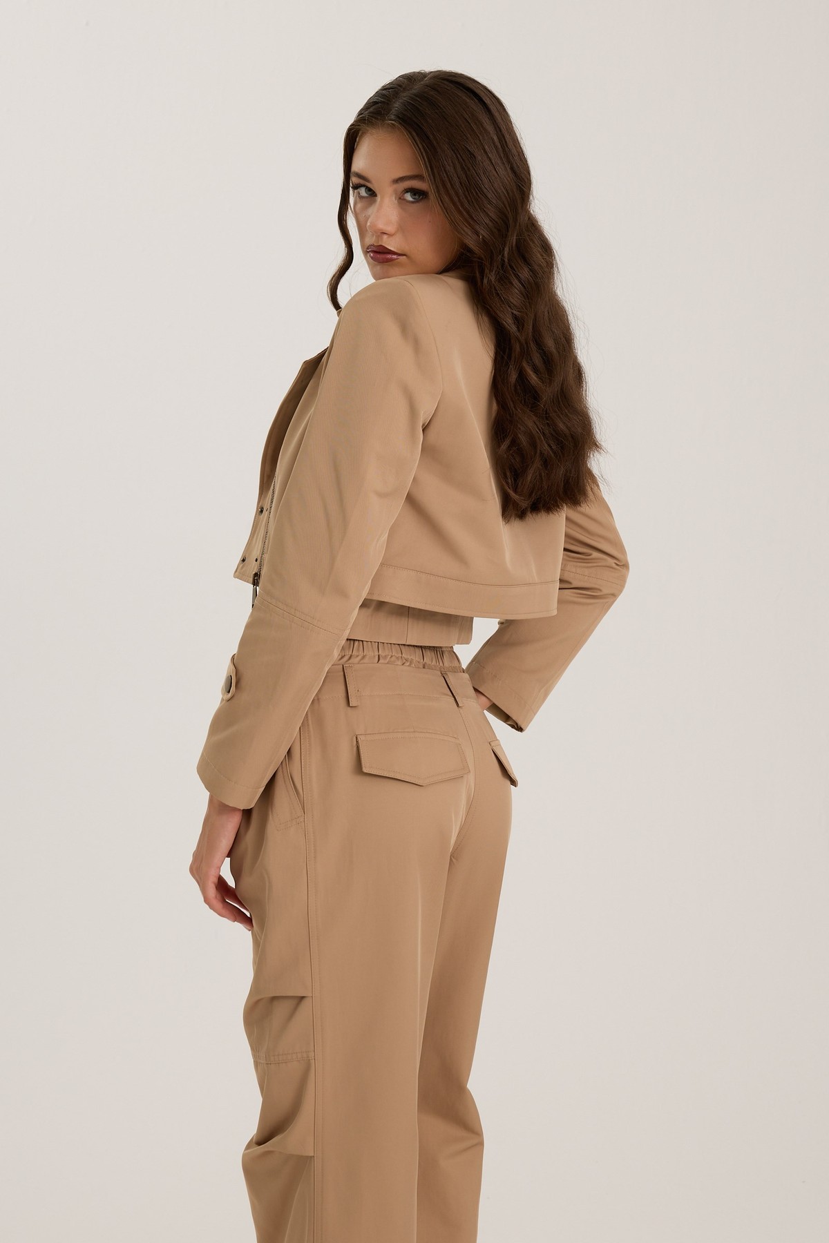 The Volume Jacket Bronze Brown