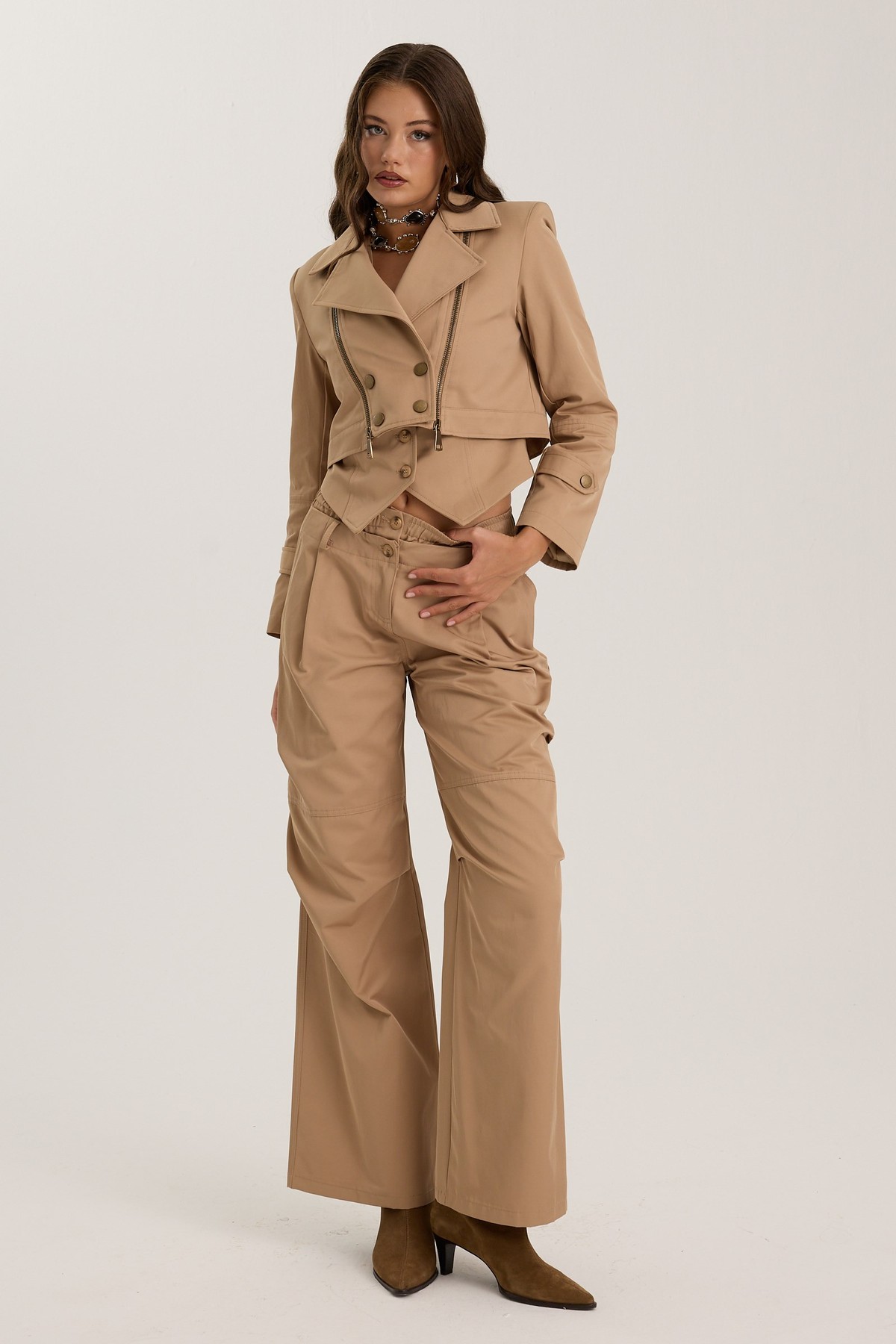 The Wolume Pant Bronze Brown