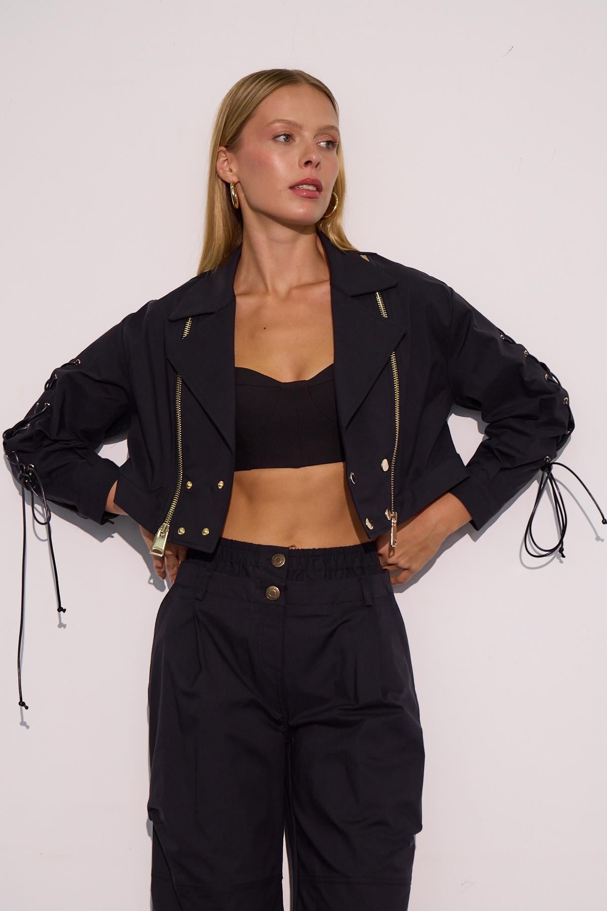 Urban Luxe Oversize Crop Ceket Siyah