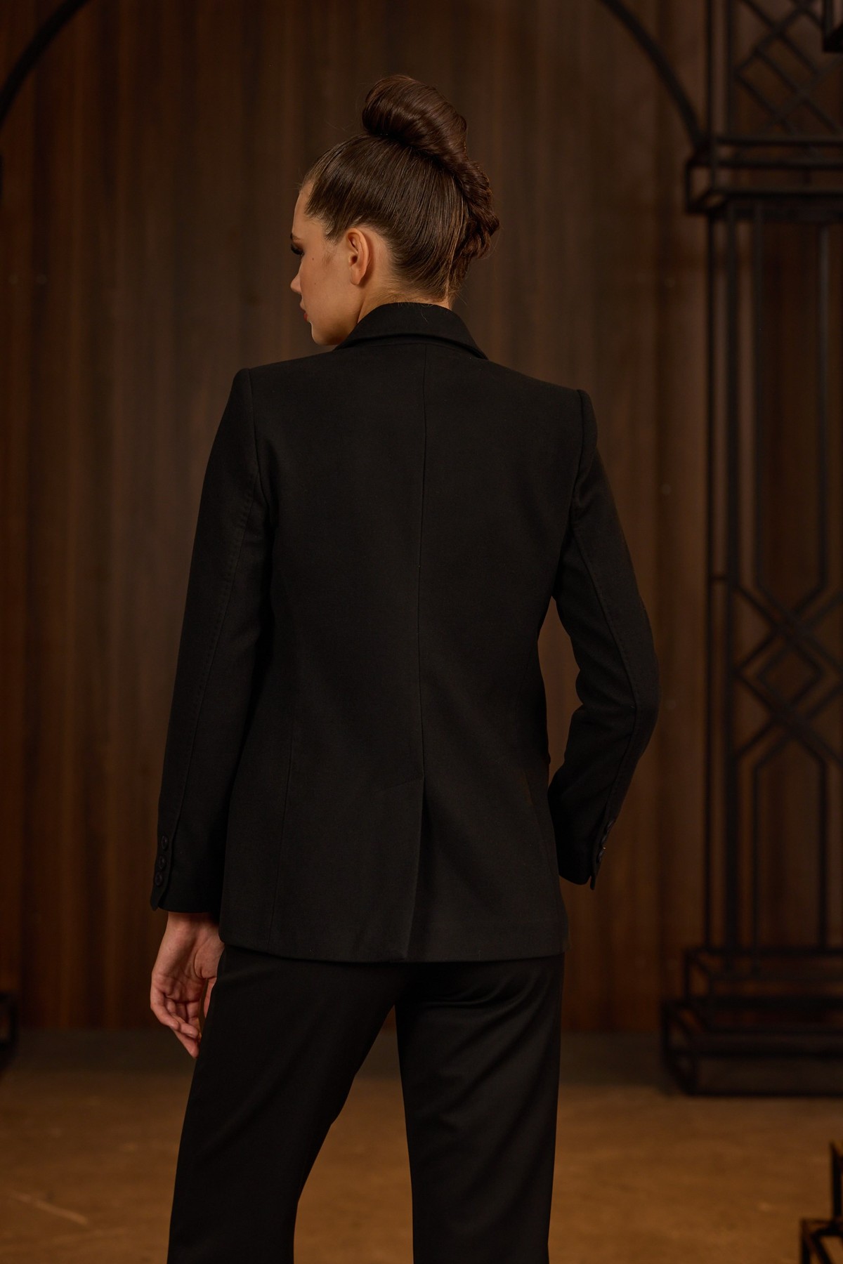 Winter Poise Coat Black