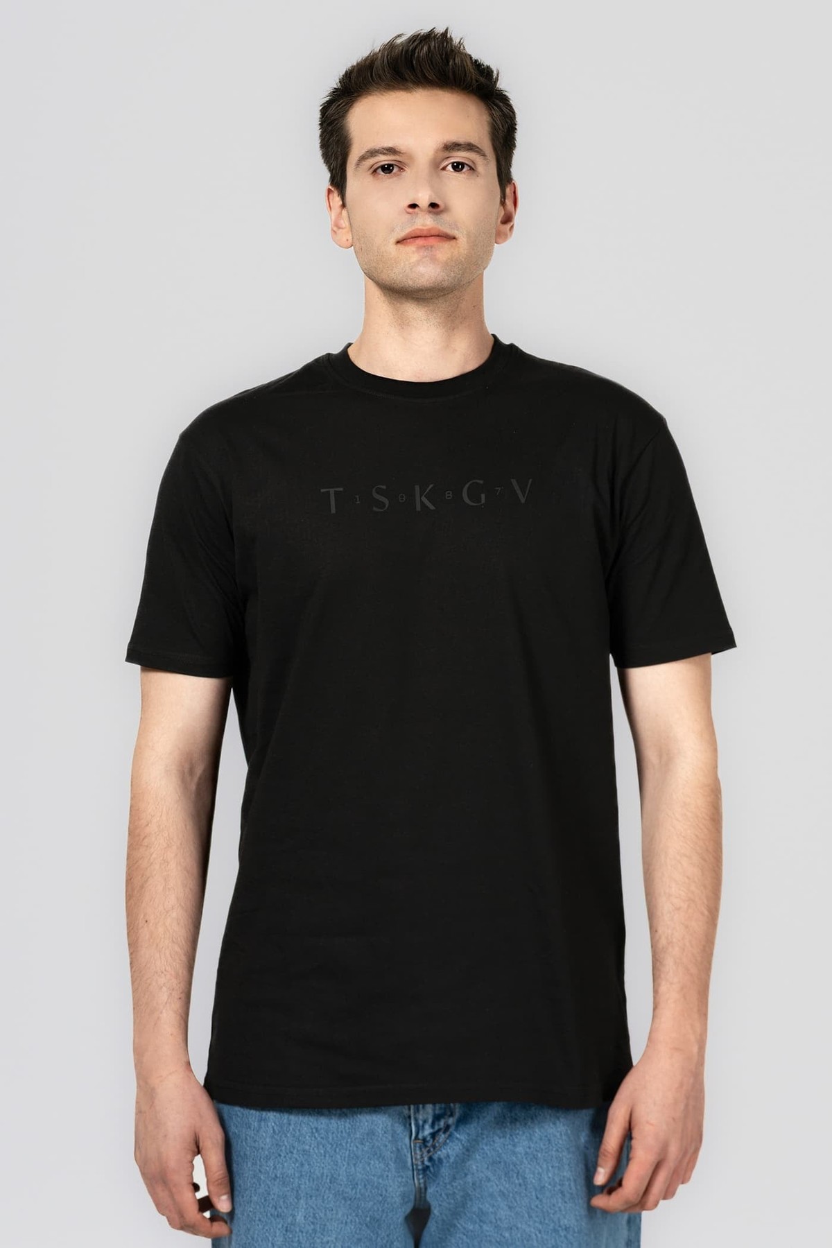 TSKGV TİPOGRAFİLİ SİYAH BİSİKLET YAKA TİŞÖRT