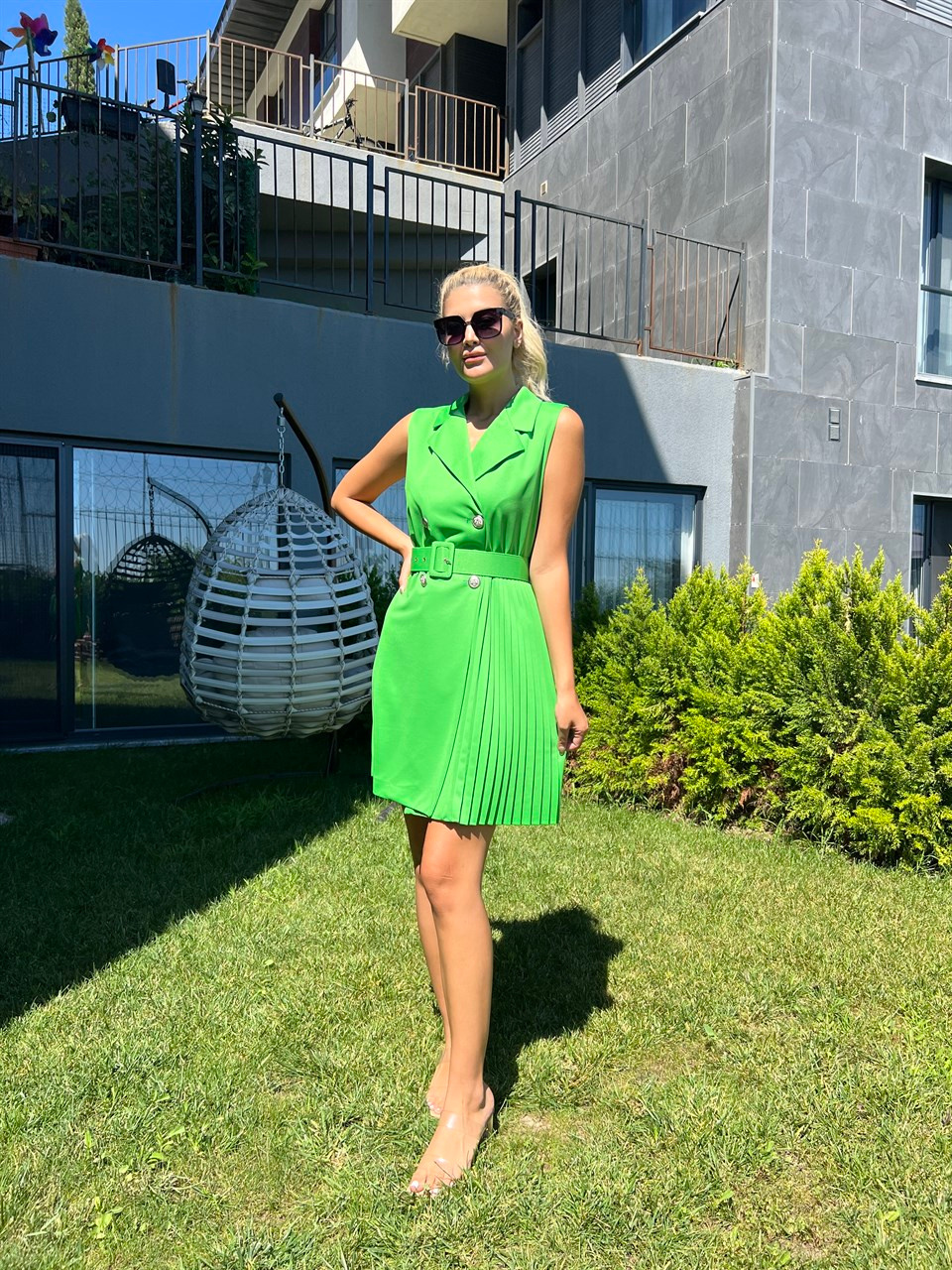 Bianca Piliseli Kemerli Yeşil Elbise 
