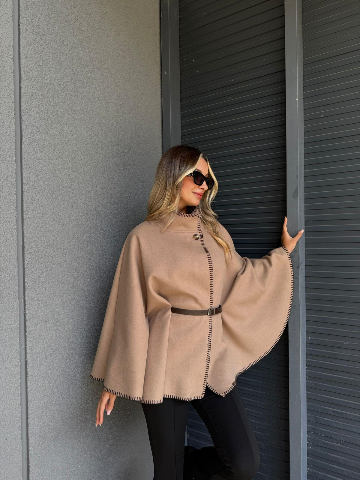 Çoban Dikişli Kemerli Panço Camel
