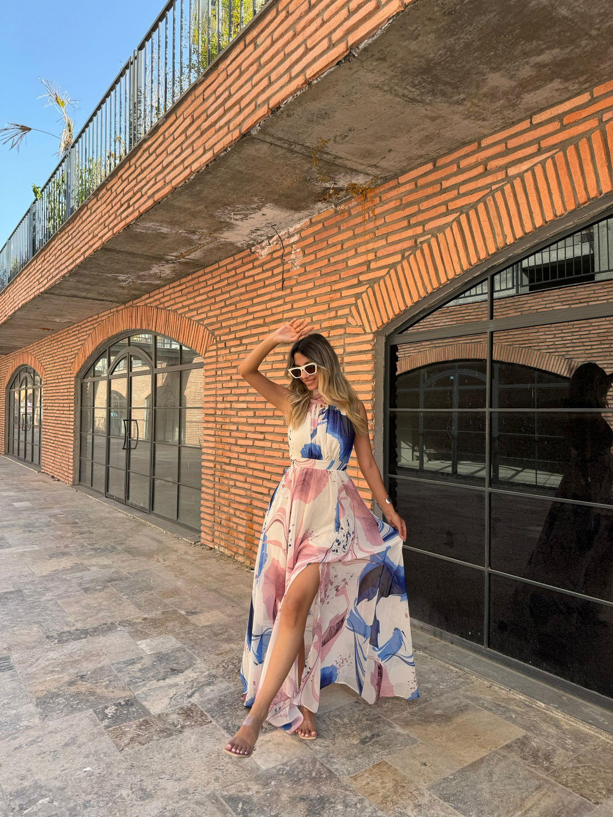 Malte Pembe Boyun Bağlamalı Şifon Tasarım  Elbise 07062158