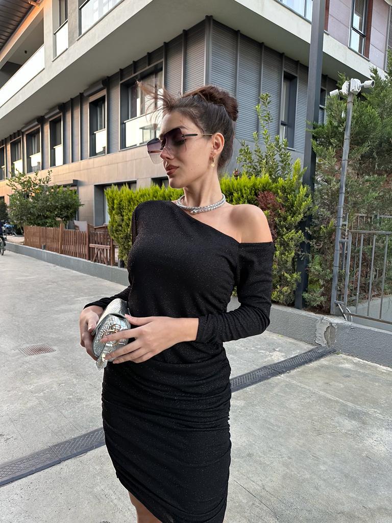 Tek Omuz Simli Kumaş Eteği Büzgülü Elbise 1707444
