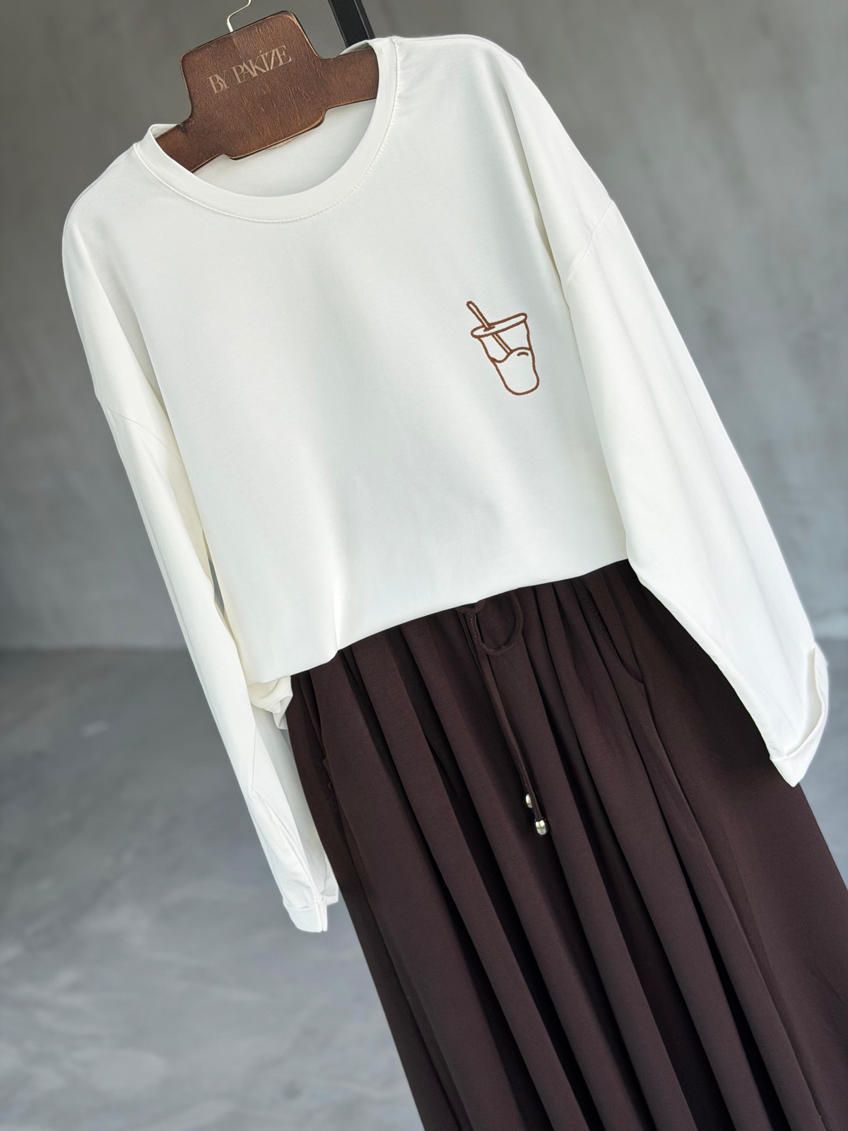  Basic Oversize Ön Arka Nakışlı Coffee Tişört (Beyaz)
