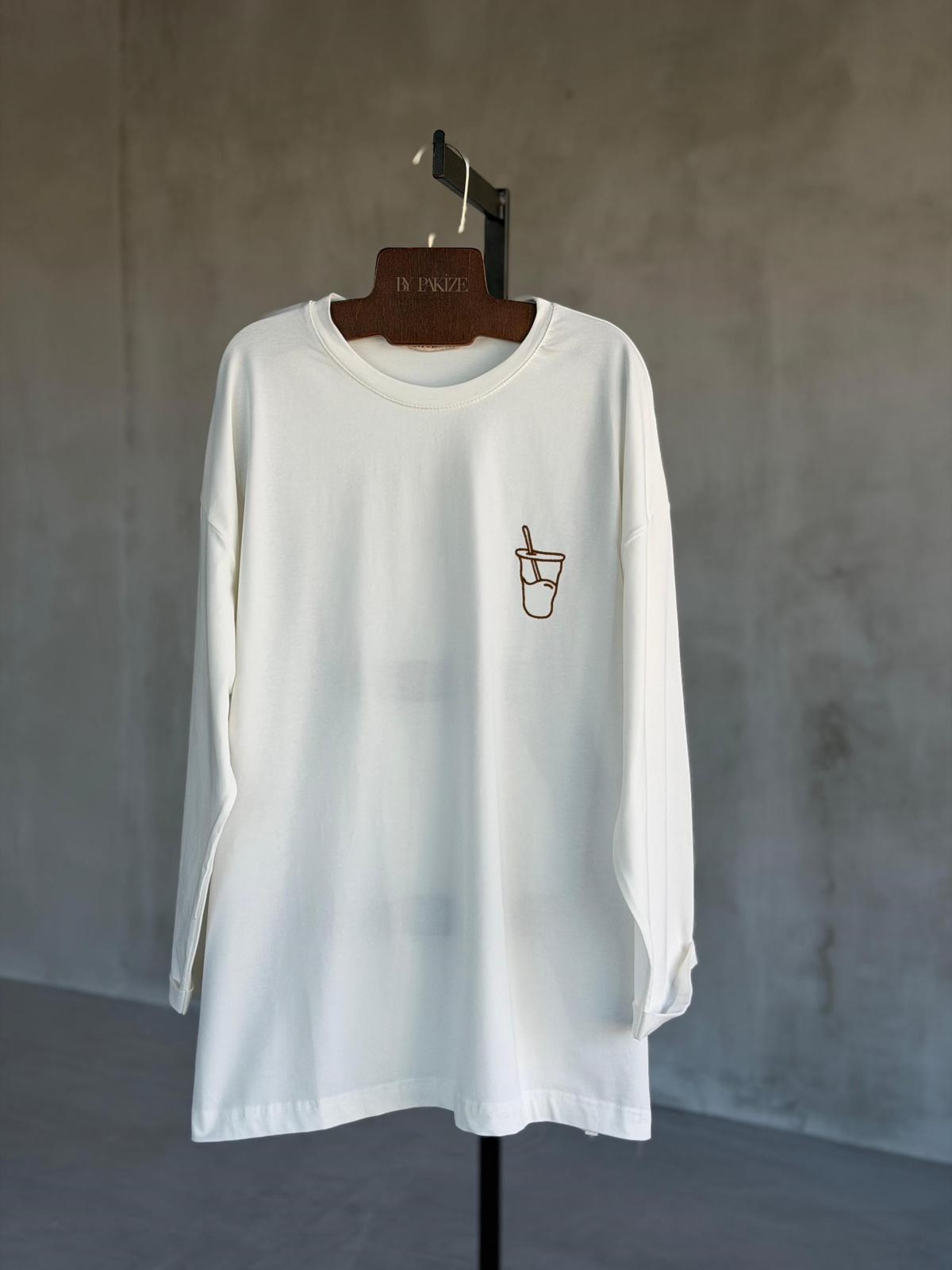  Basic Oversize Ön Arka Nakışlı Coffee Tişört (Beyaz)