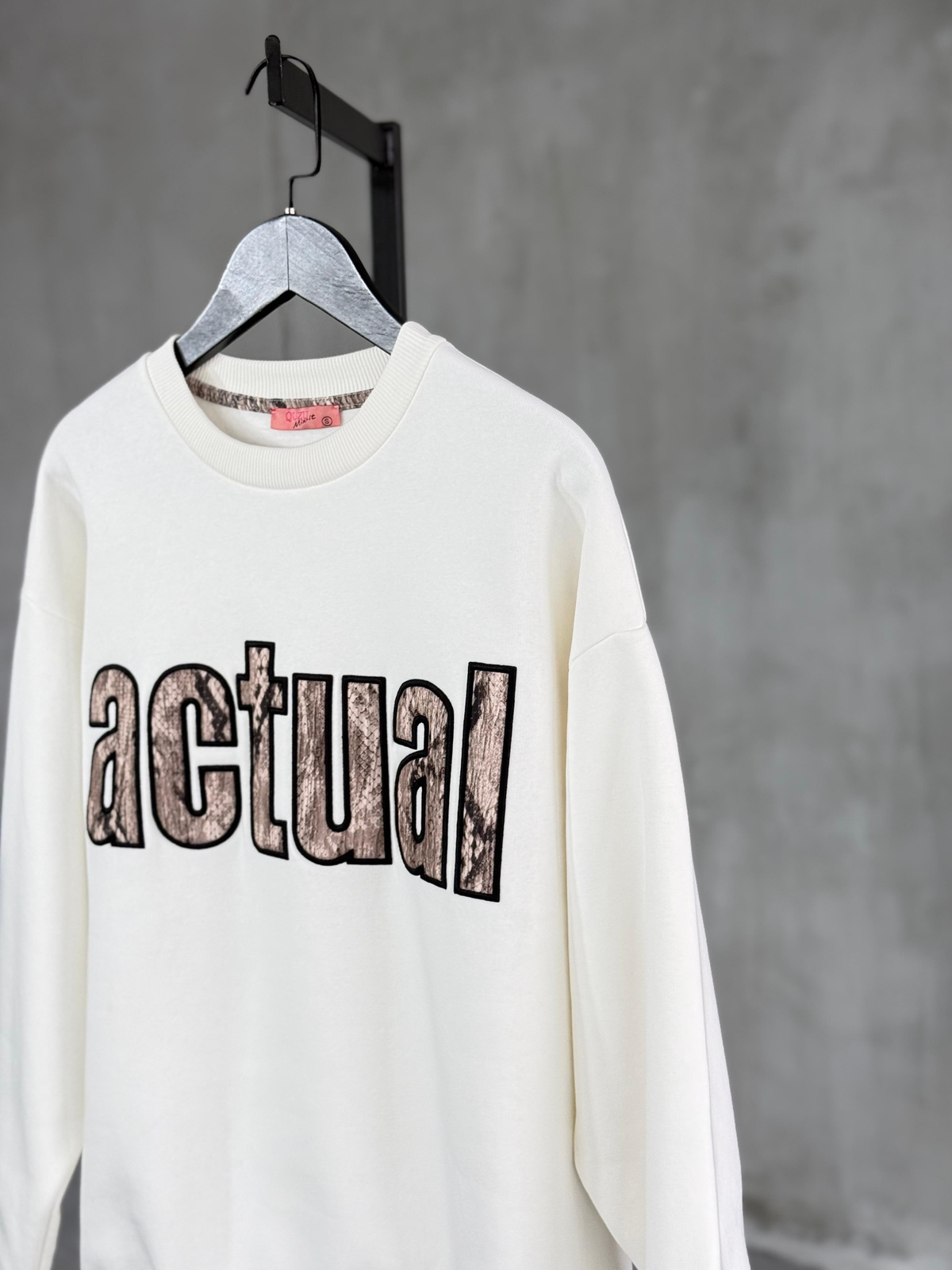 Actual Nakışlı Oversize Sweatshirt (Ekru)