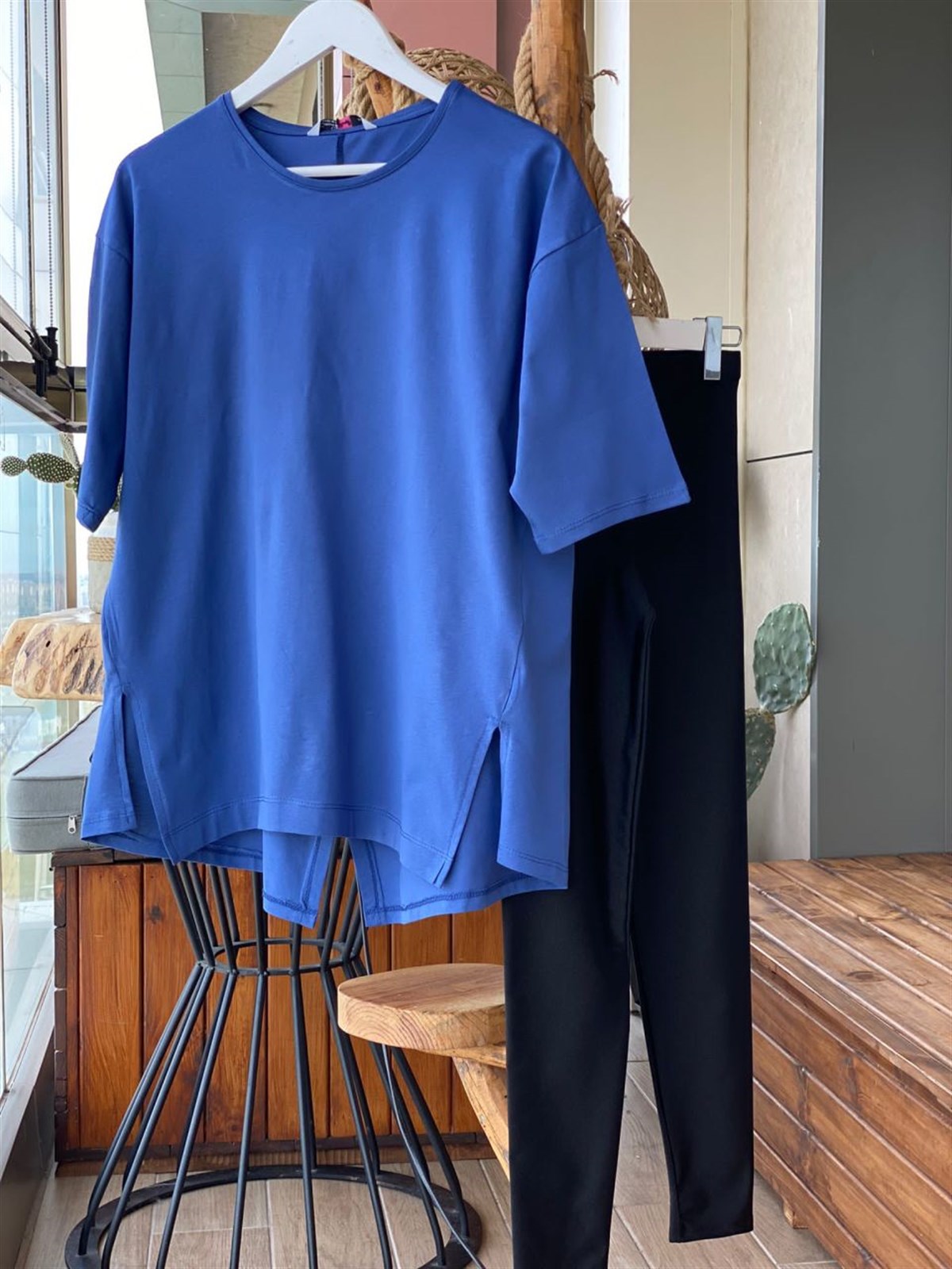 Arkası Yırtmaçlı Tunik Salaş Tshirt  (Saks Mavi & Pembe)