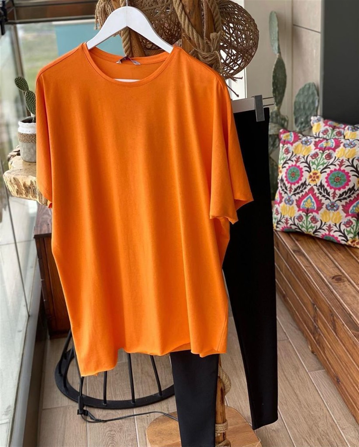 Asimetrik Kesim Oversize Tshirt  (Oranj)