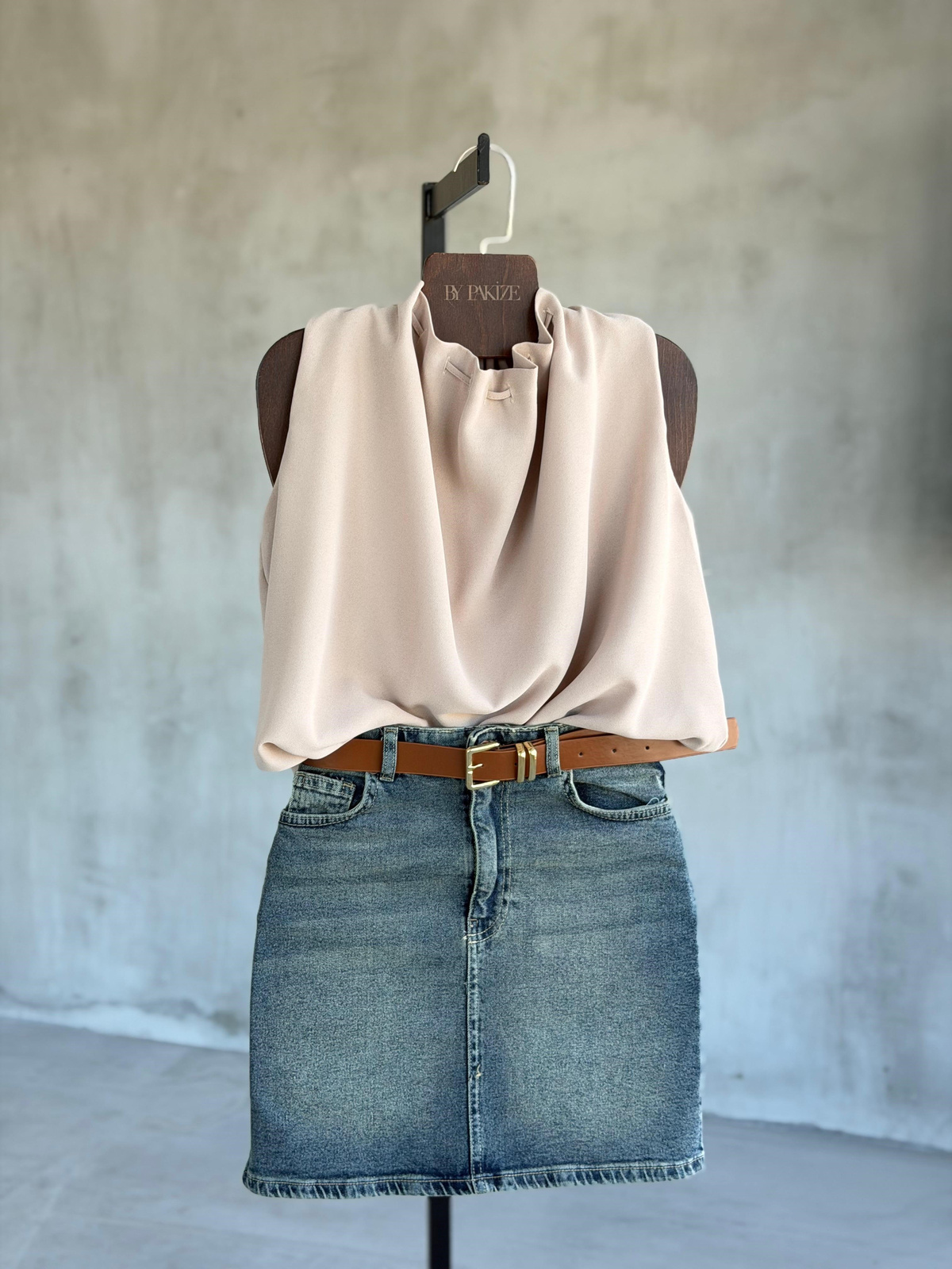 Bağlamalı Drape Yaka Balon Model Krep Bluz (Taş)