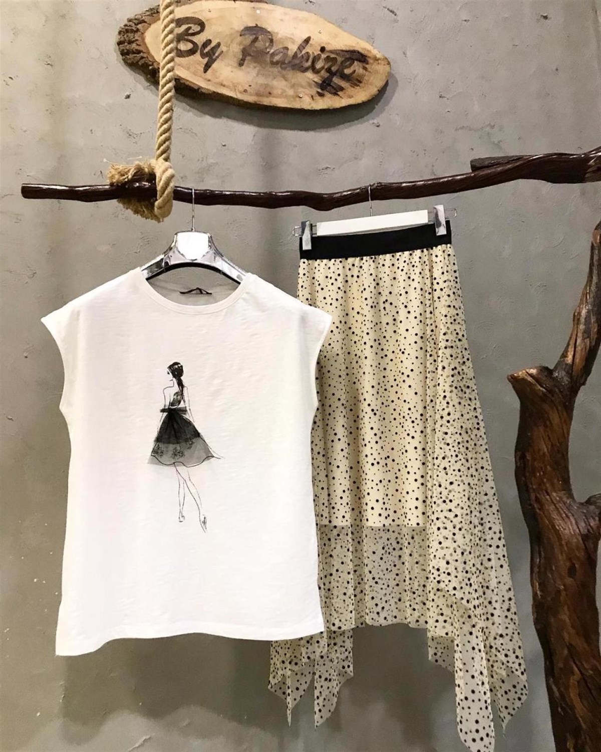 Balerin Kız Tshirt  (PUDRA & SİYAH)