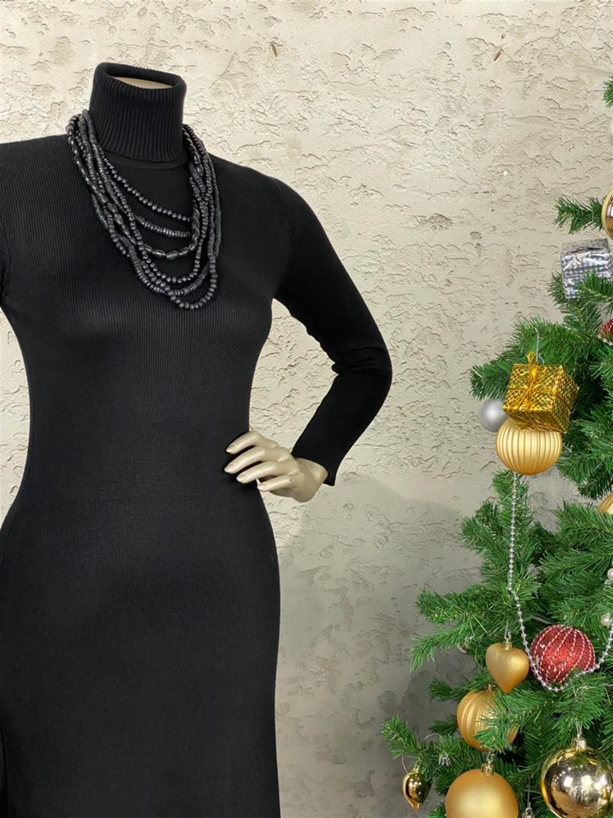 Balıkçı Yaka Derin Yırtmaçlı Esnek Yapılı Triko Elbise (Kırmızı)