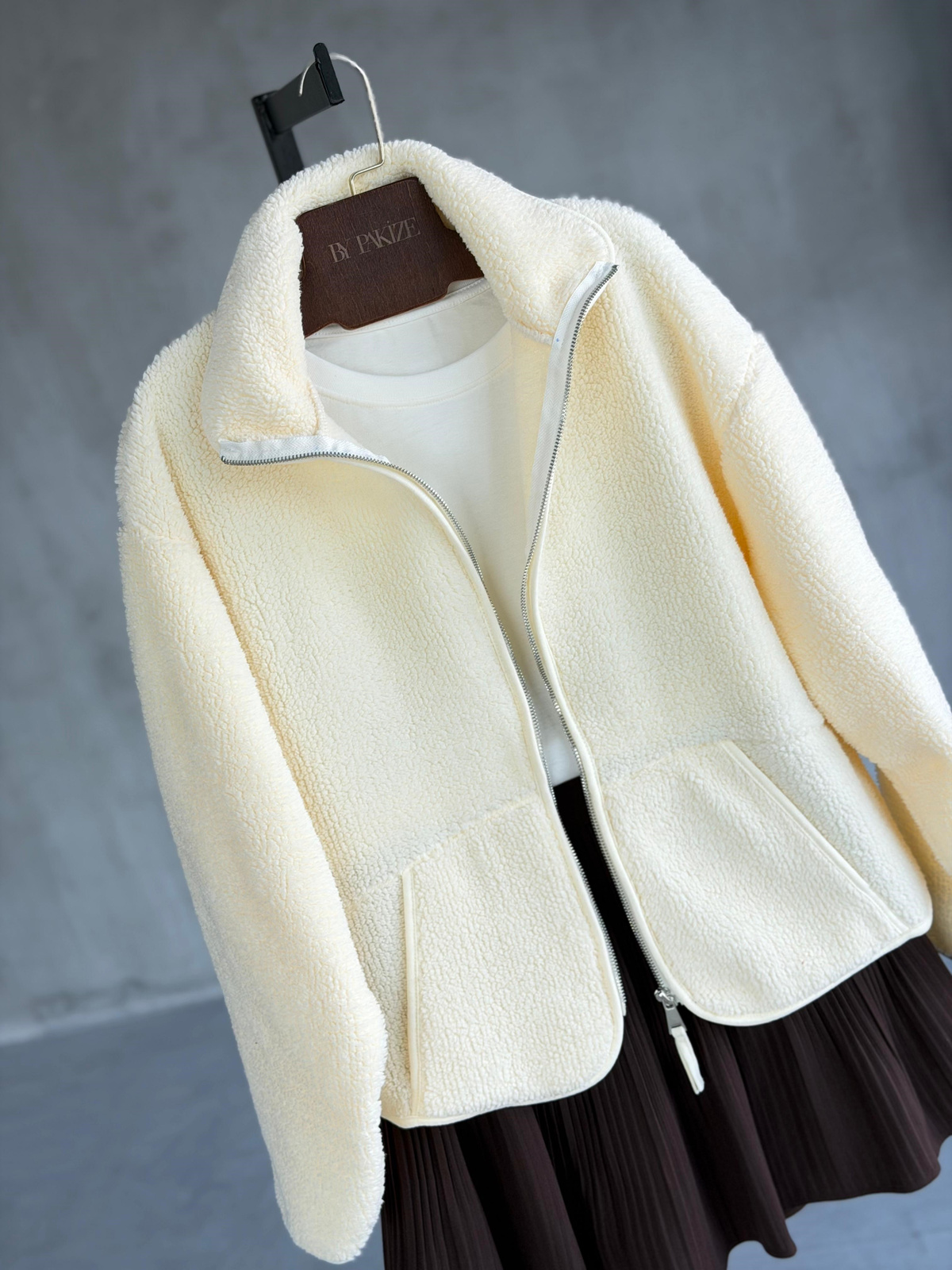 Basic Fermuarlı Peluş Teddy Ceket (Krem)