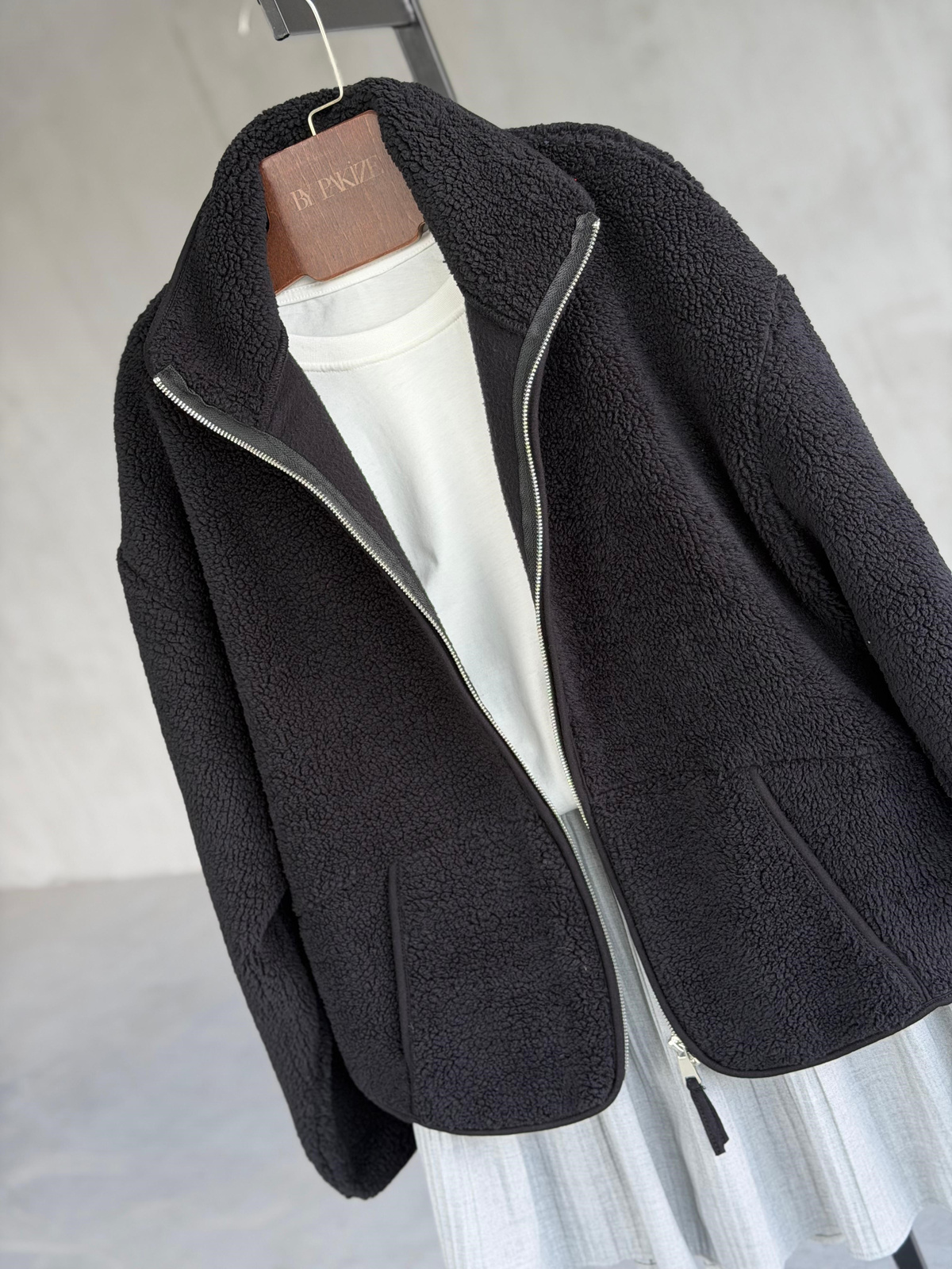 Basic Fermuarlı Peluş Teddy Ceket (Siyah)