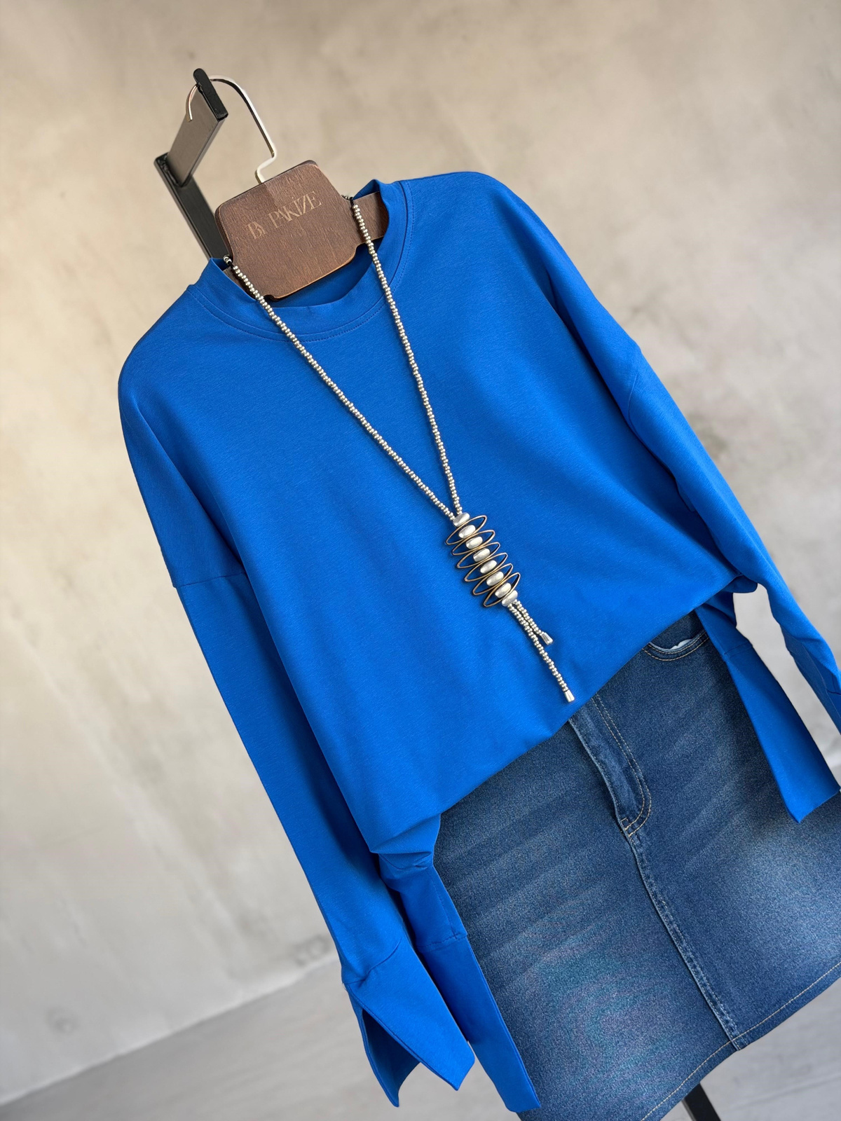 Basic Manşet Kollu Yırtmaç Detaylı Sweat (Saks)