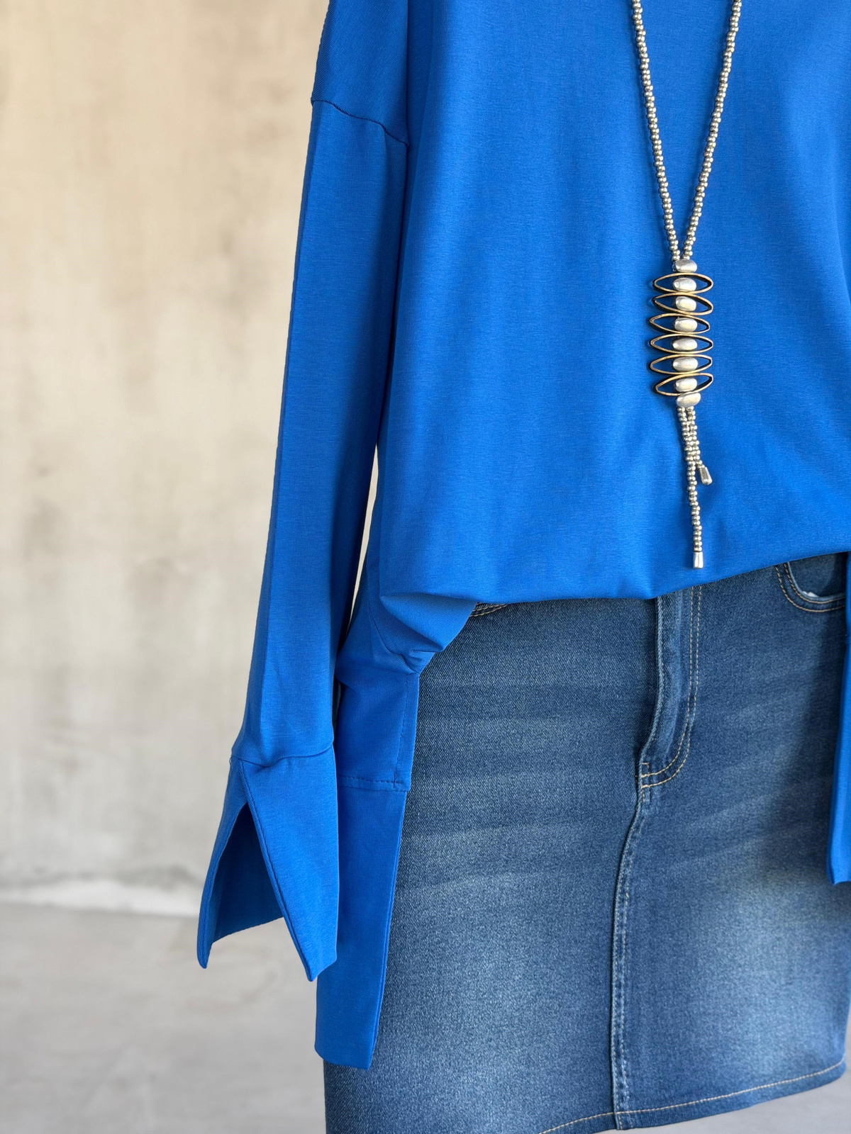Basic Manşet Kollu Yırtmaç Detaylı Sweat (Saks)