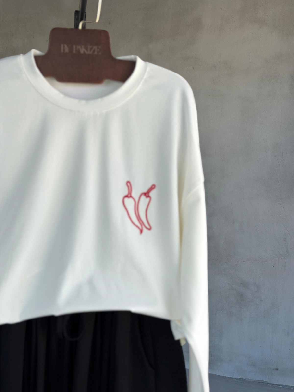 Basic Oversize Ön Arka Nakışlı Biber Tişört (Beyaz)