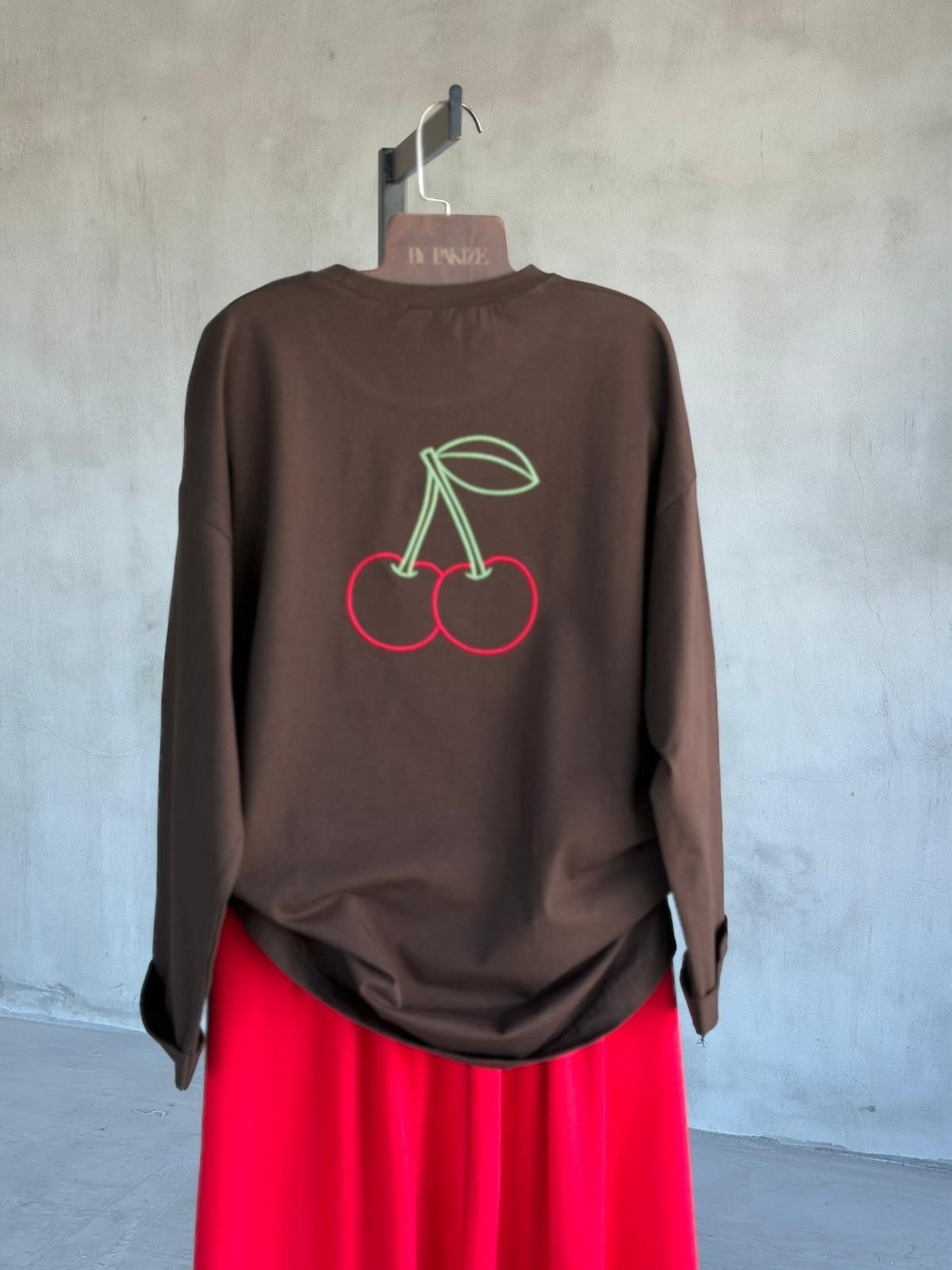 Basic Oversize Ön Arka Nakışlı Kiraz Tişört (Kahve)