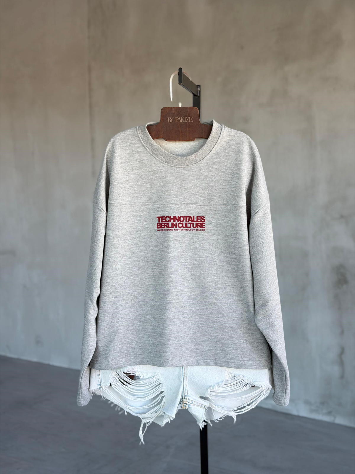 Basic Yazı Detaylı Sweat (Gri)