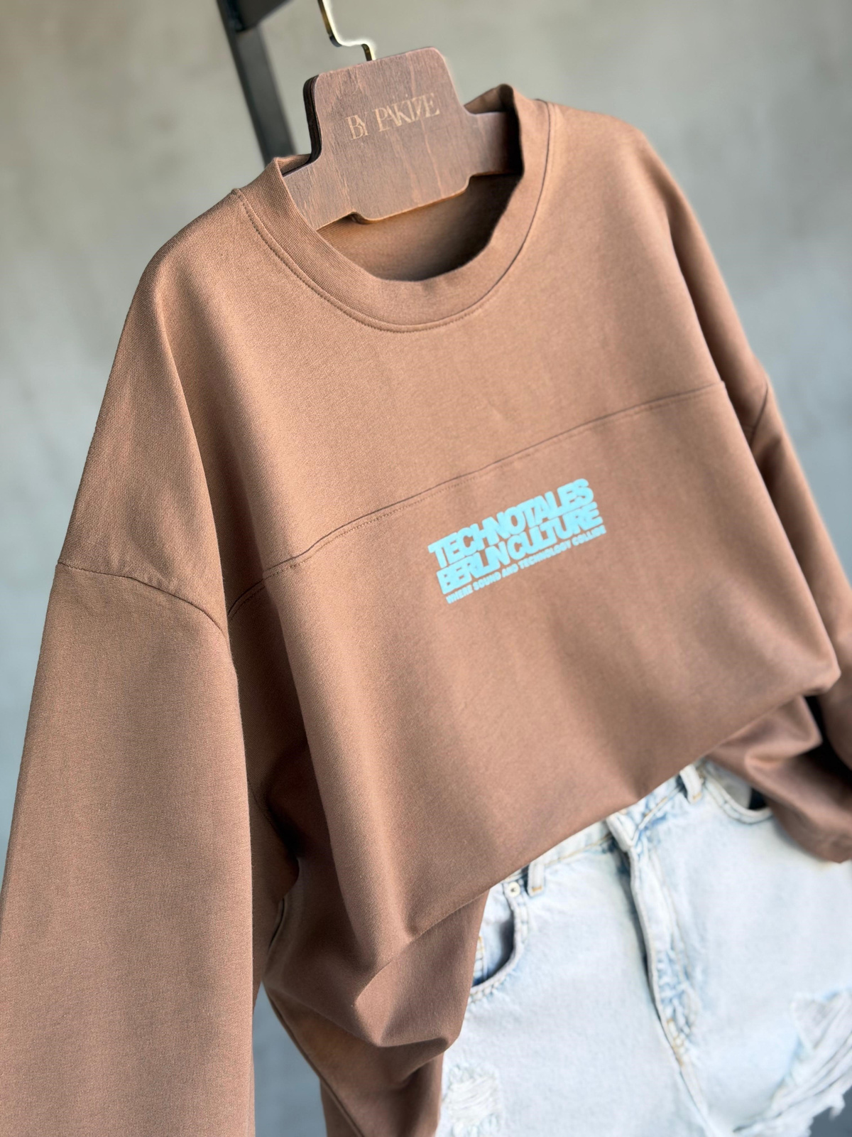 Basic Yazı Detaylı Sweat (Kahve)