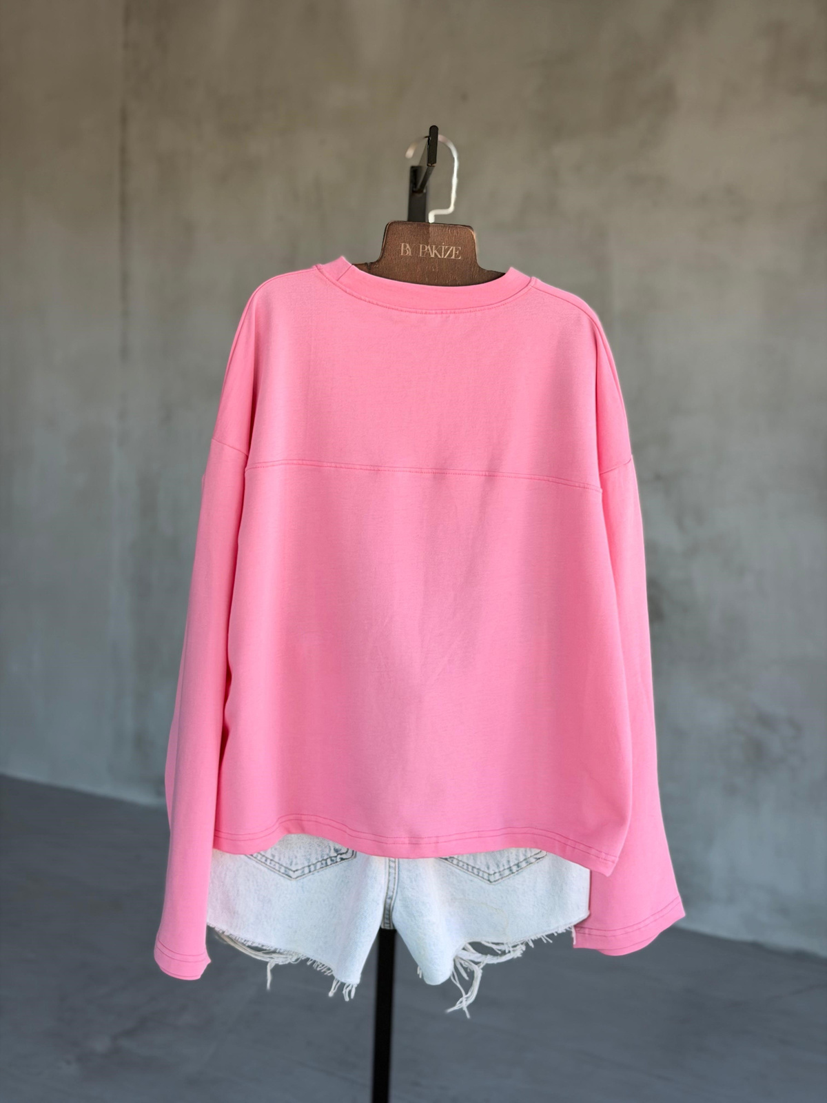Basic Yazı Detaylı Sweat (Pembe)