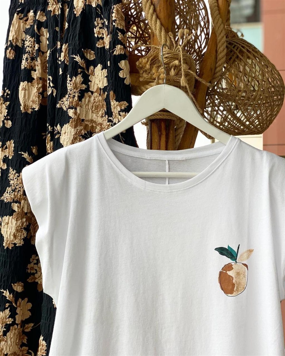 Baskı Detaylı Vatkalı Tshirt