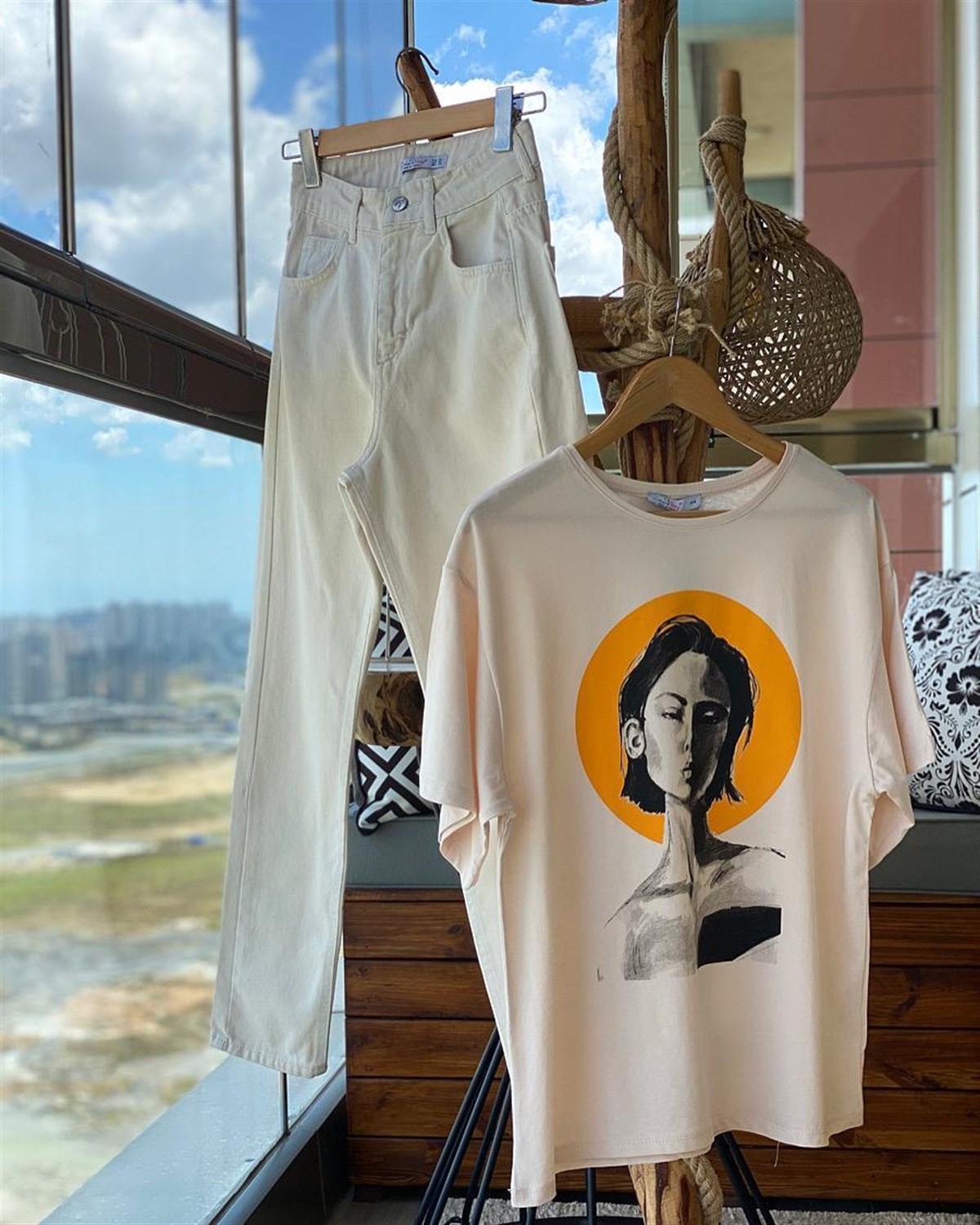 Baskılı Basic Tshirt (BEJ)