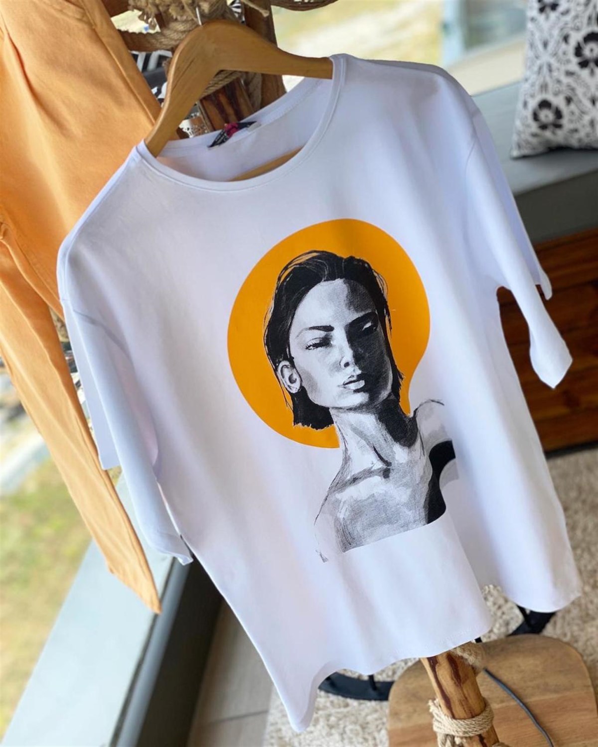 Baskılı Basic Tshirt (BEYAZ)