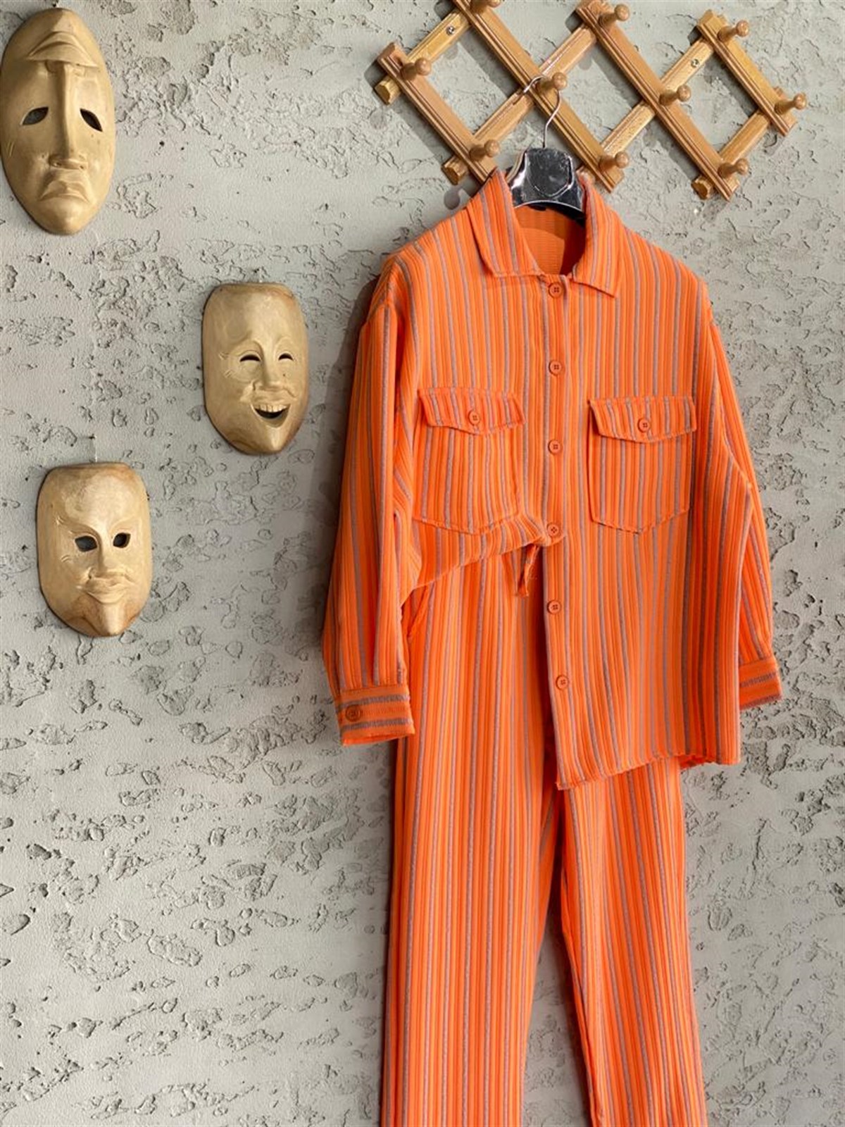 Bej Çizgili Takım (Oranj)