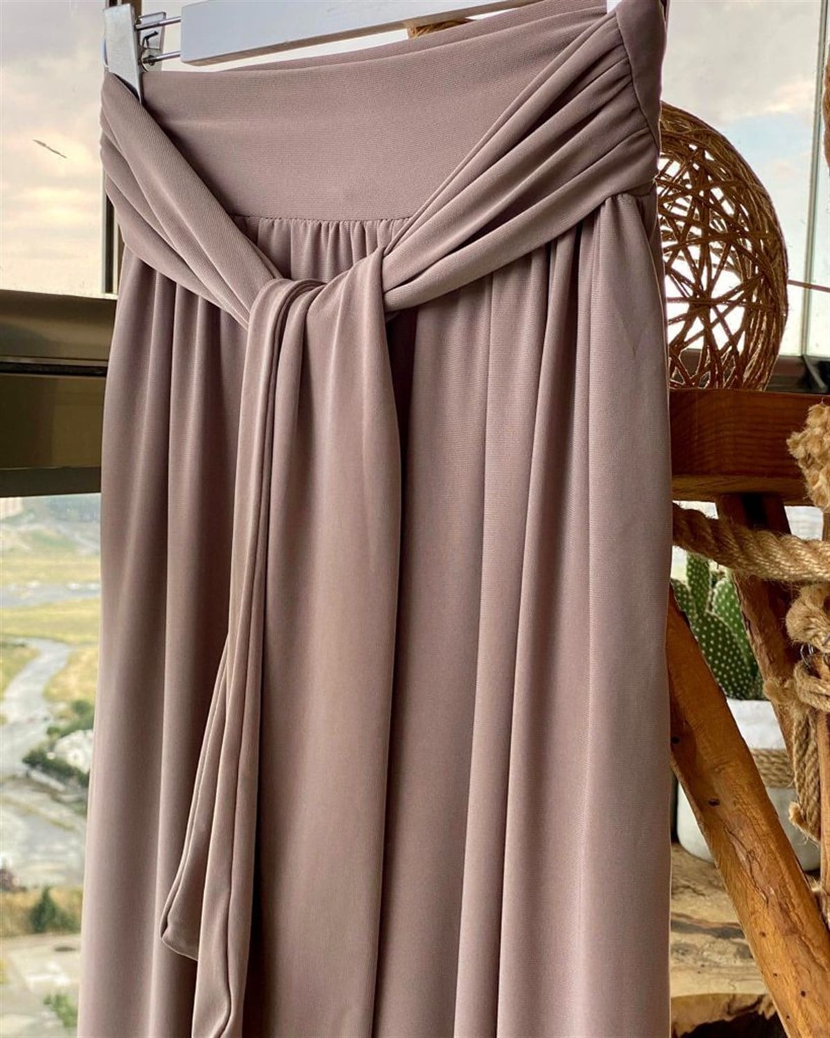 Beli Kuşaklı Etek Pantolon (Vizon)