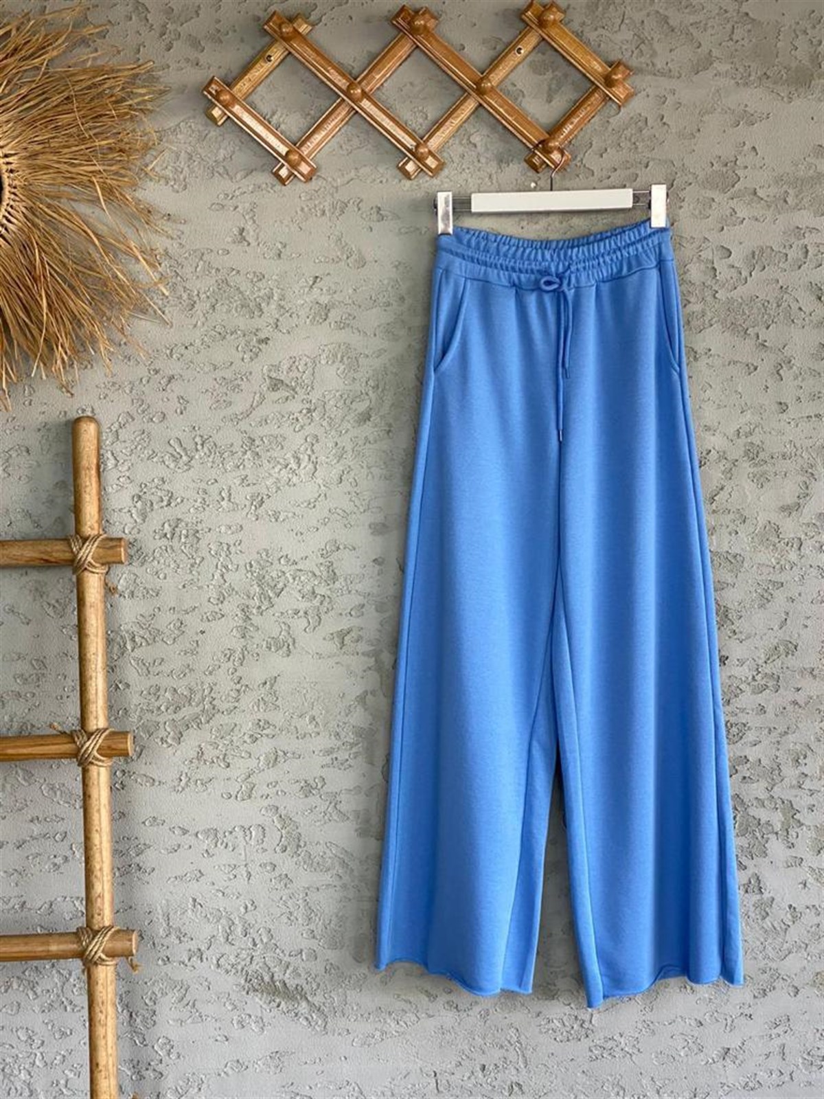 Beli Lastikli Bol Paça Pantolon (Bebe Mavisi)