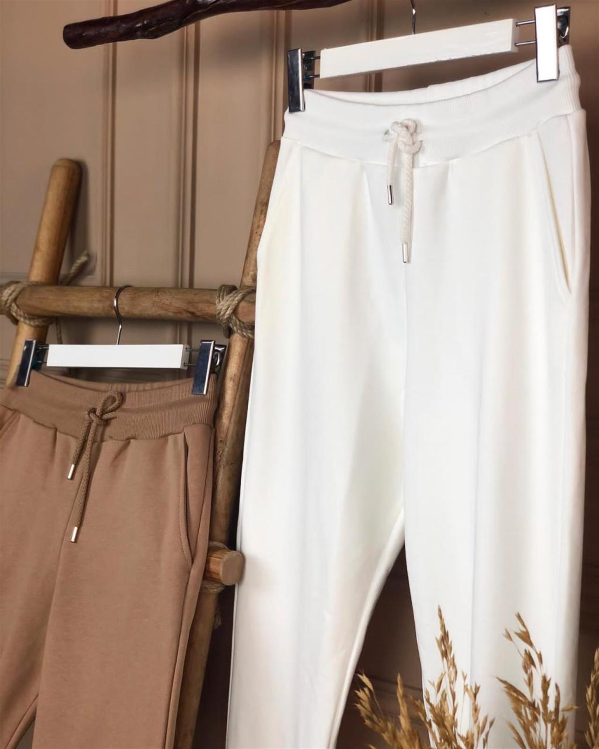 Beli lastikli Eşofman Pantolon (BEYAZ& VİZON)