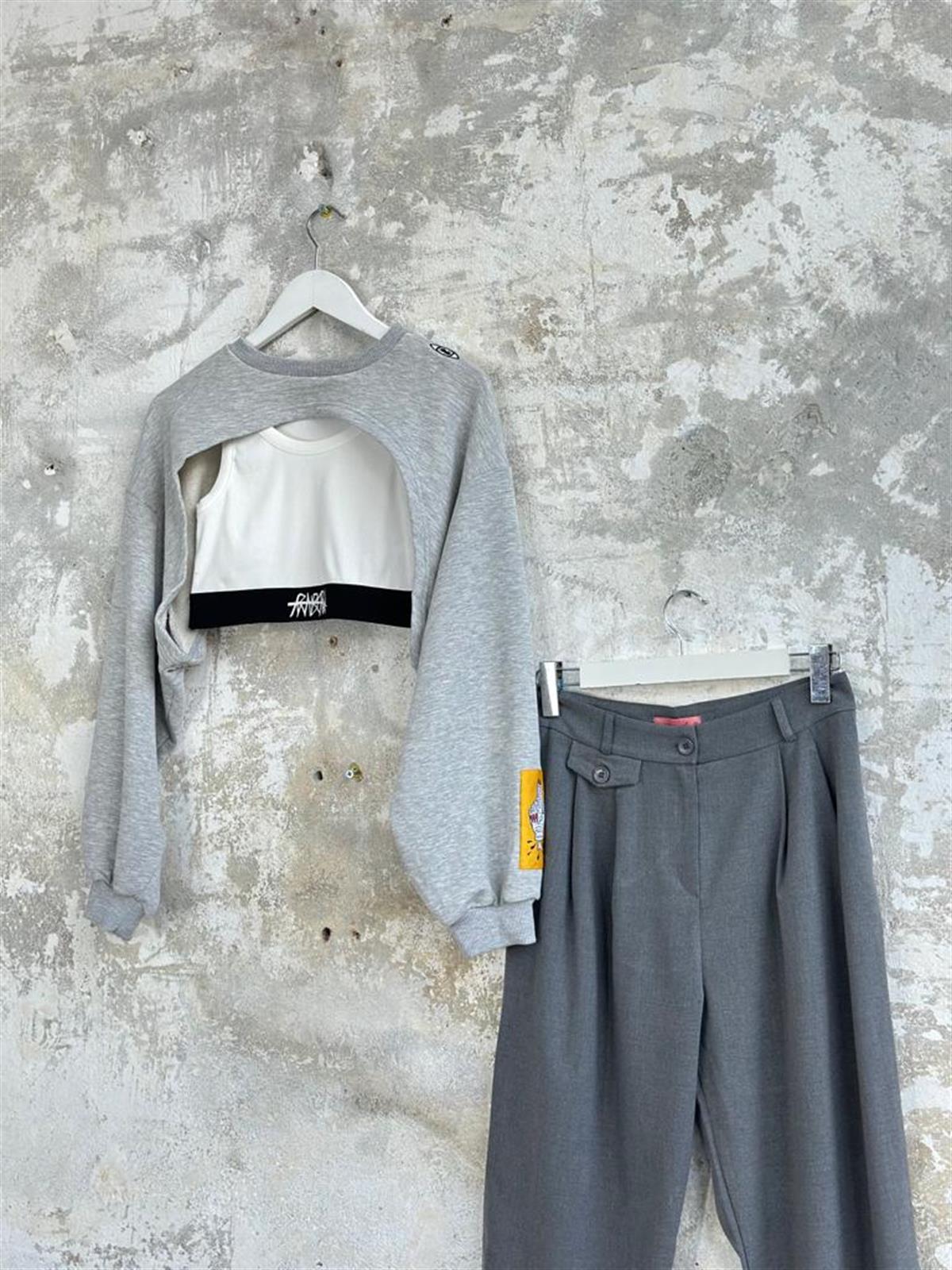 Beyaz Crop Detaylı Kapşonlu Kadın Sweat (Gri)
