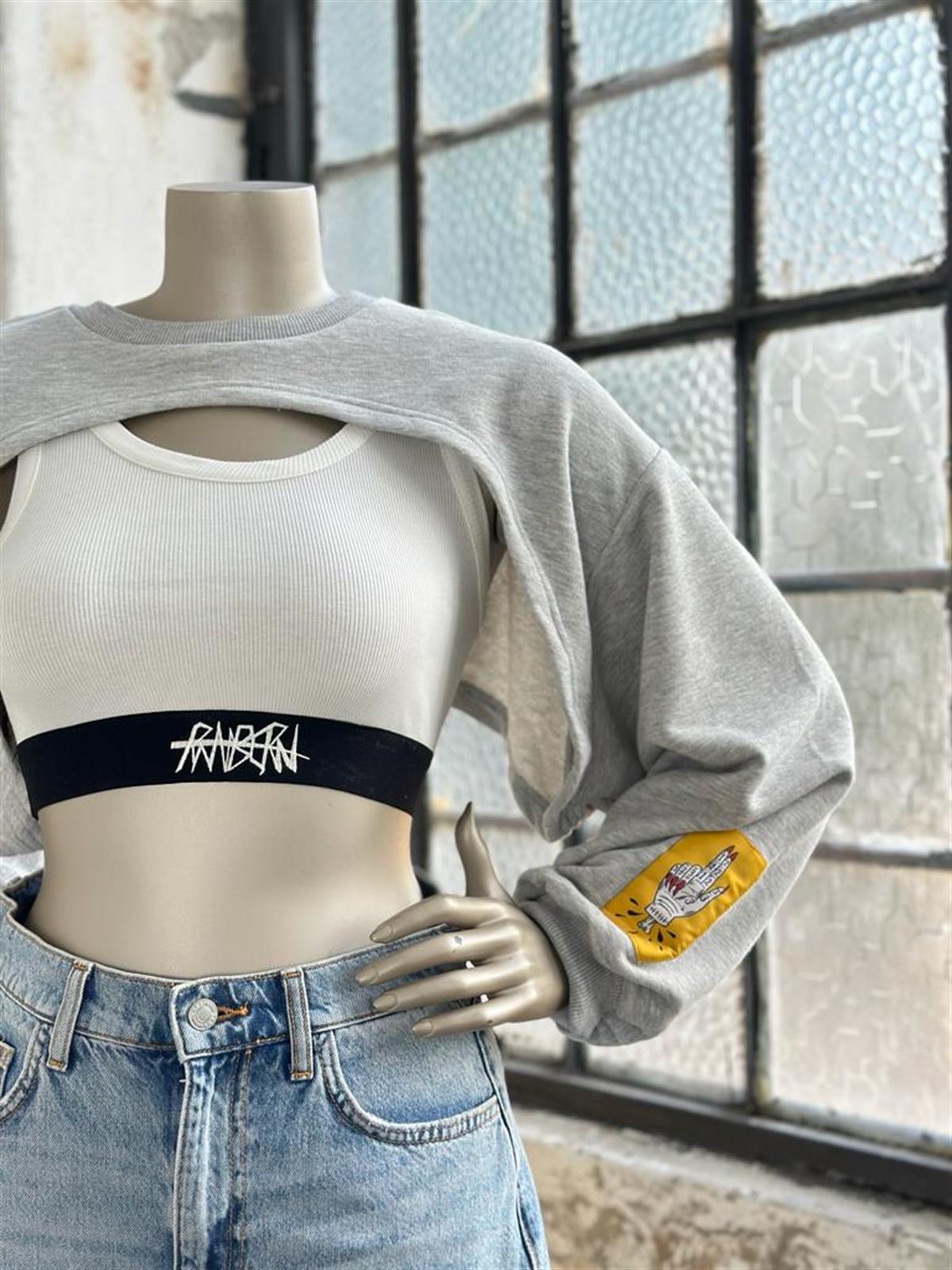 Beyaz Crop Detaylı Kapşonlu Kadın Sweat (Gri)