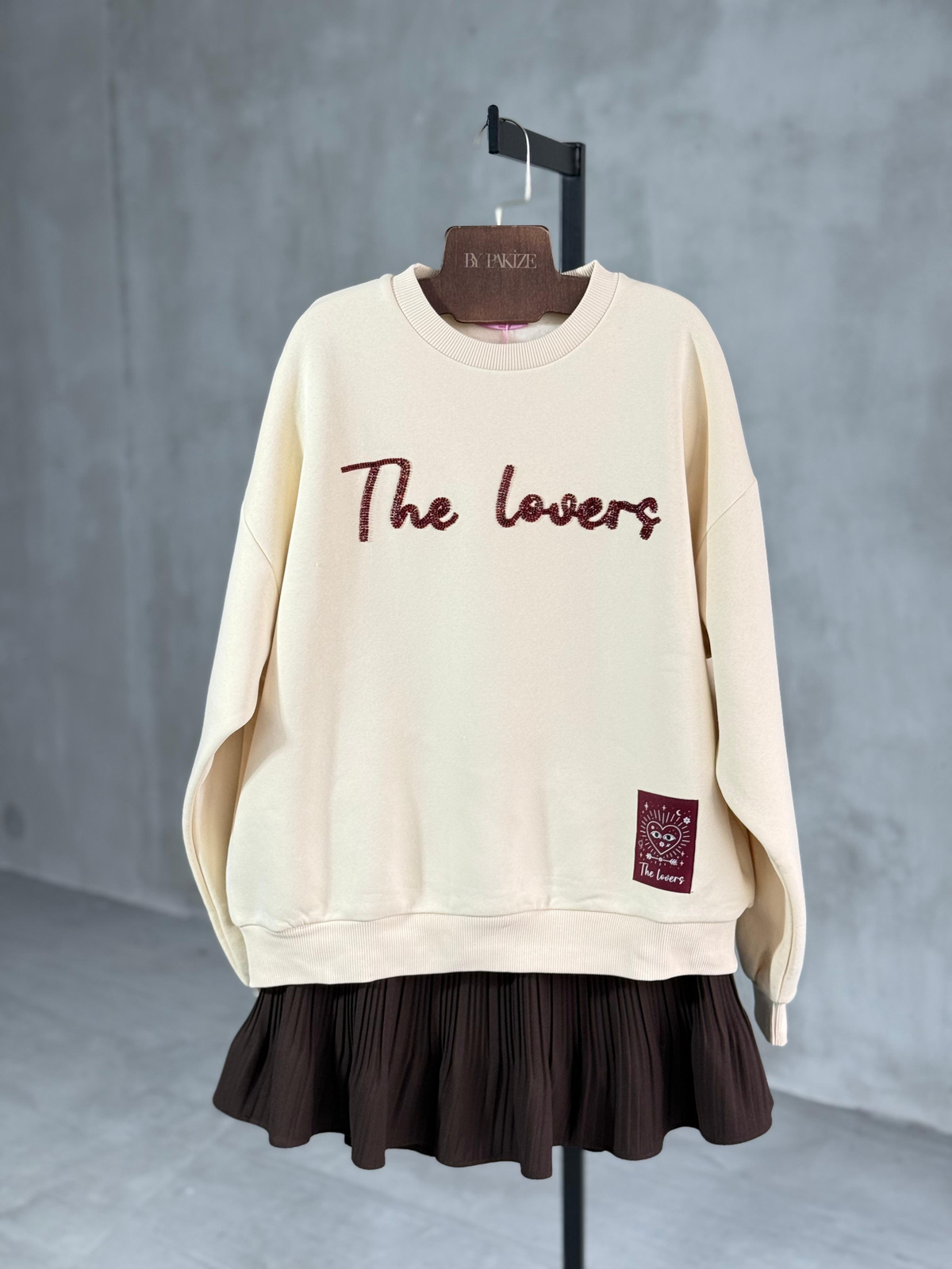 Boncuk Nakışlı Oversize Sweatshirt (Bej)