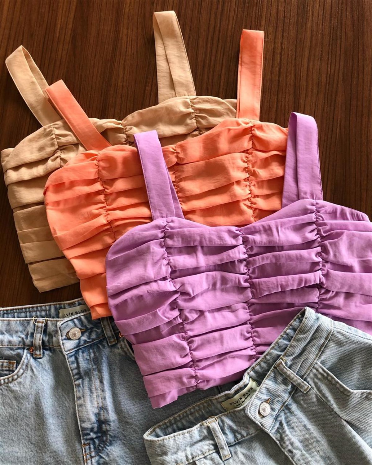 Büzgülü Sırtı Lastikli Crep Kumaş Crop Bluz (LİLA)