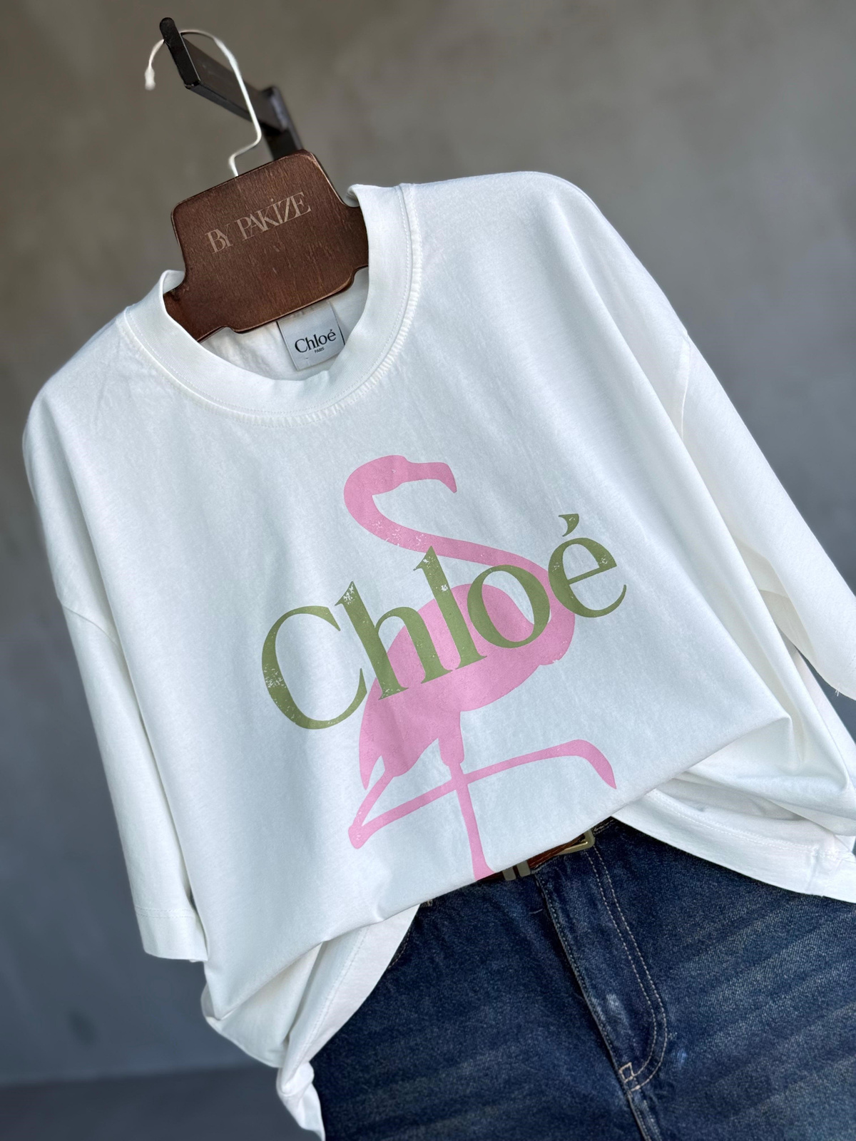 Chloe Yazılı Oversize Tişört (Beyaz)