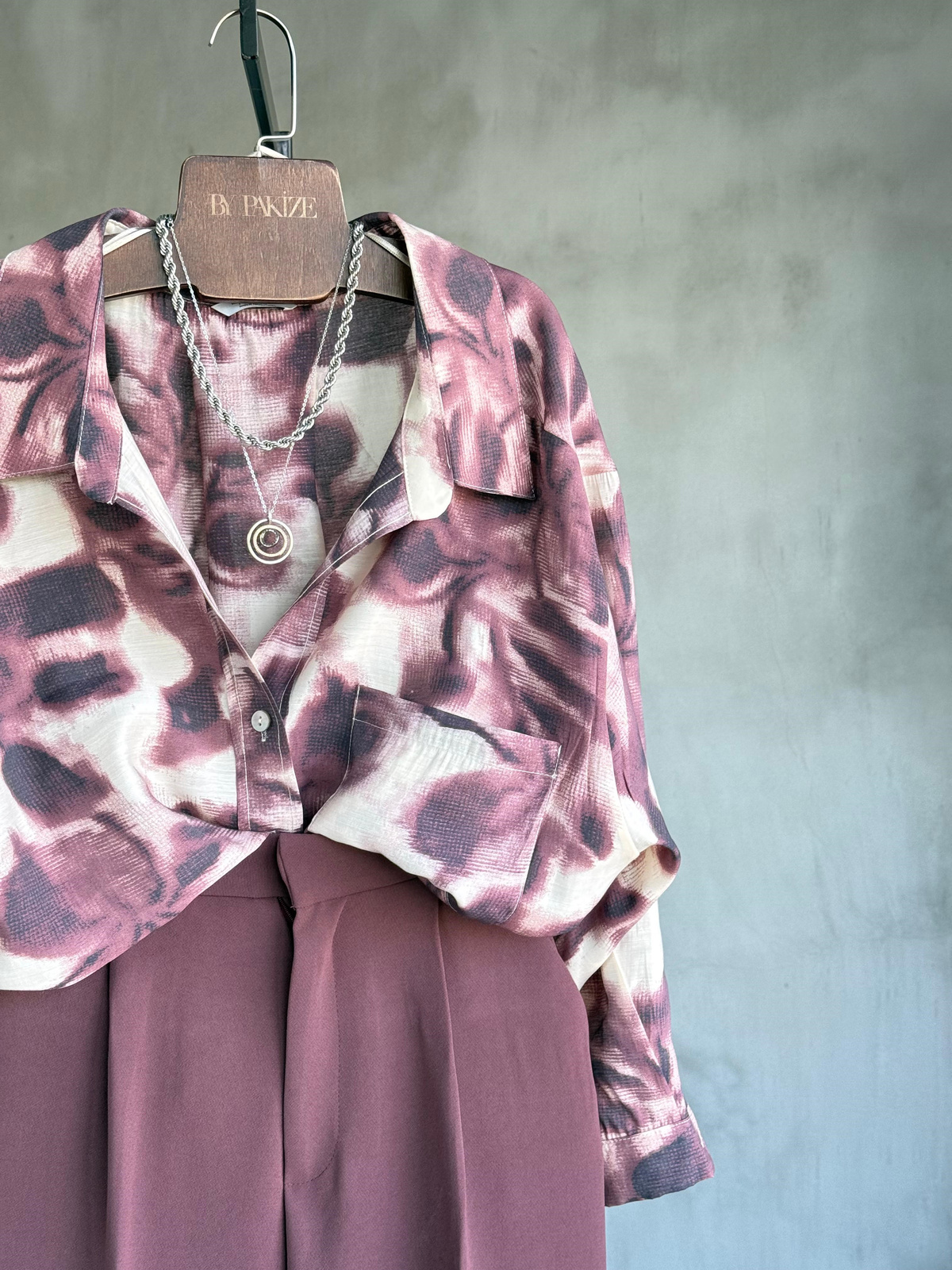 Çiçek Desenli Düşük Omuzlu Oversize Gömlek (Bordo)