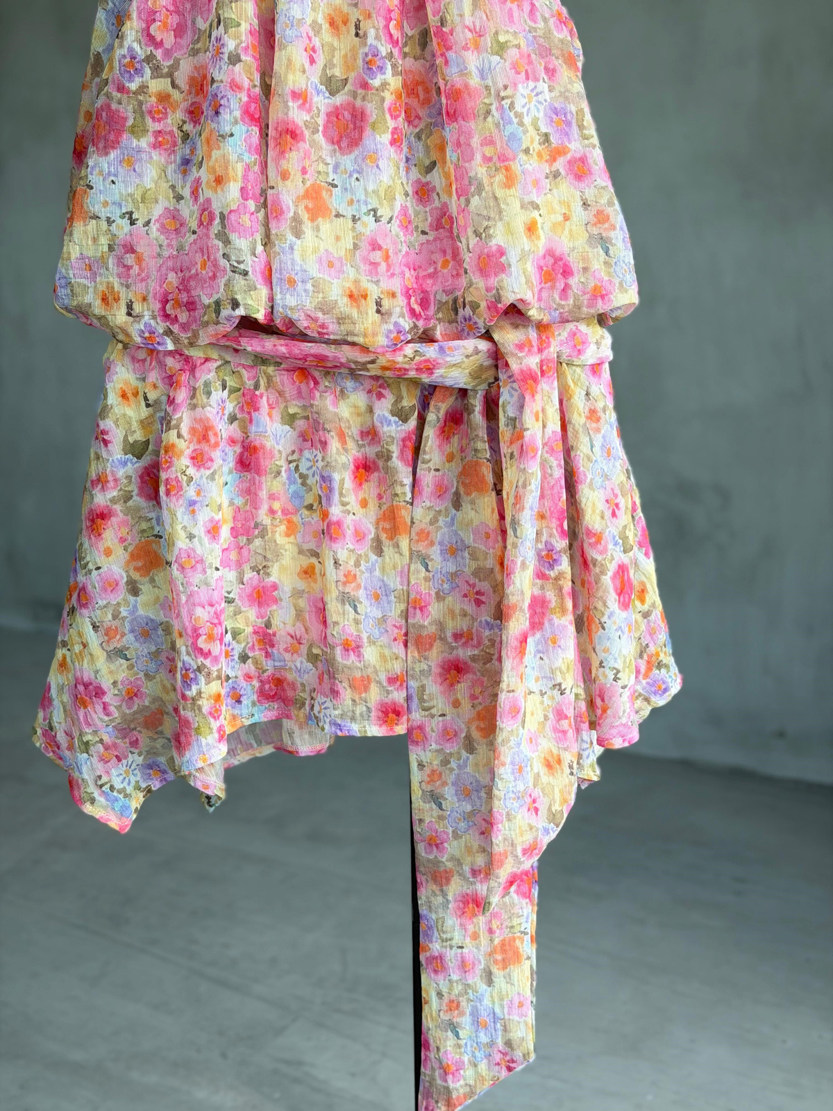 Çiçek Desenli Halter Yaka Şortlu Takım  (Pembe)
