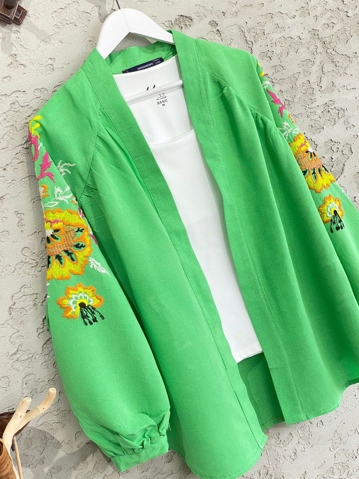 Çiçek İşlemeli Keten Kimono (Yeşil)