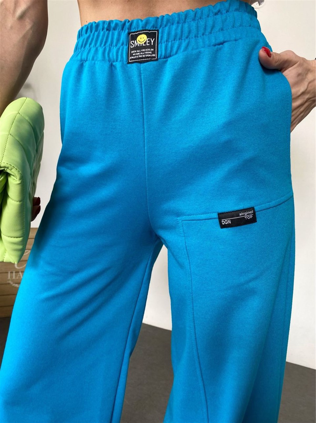 Çıtçıt Detaylı Bol Paça Pantolon (Mavi)