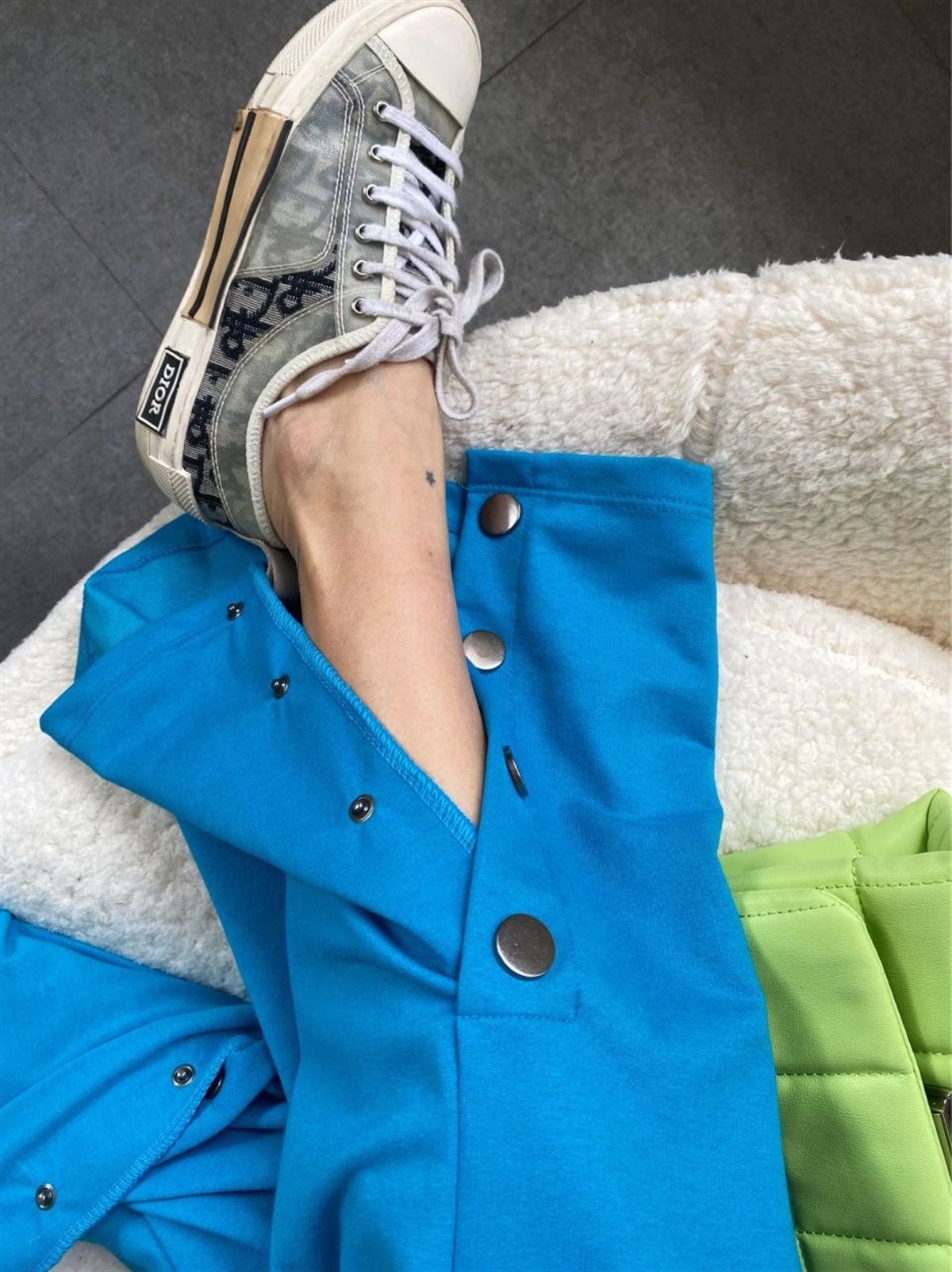 Çıtçıt Detaylı Bol Paça Pantolon (Mavi)