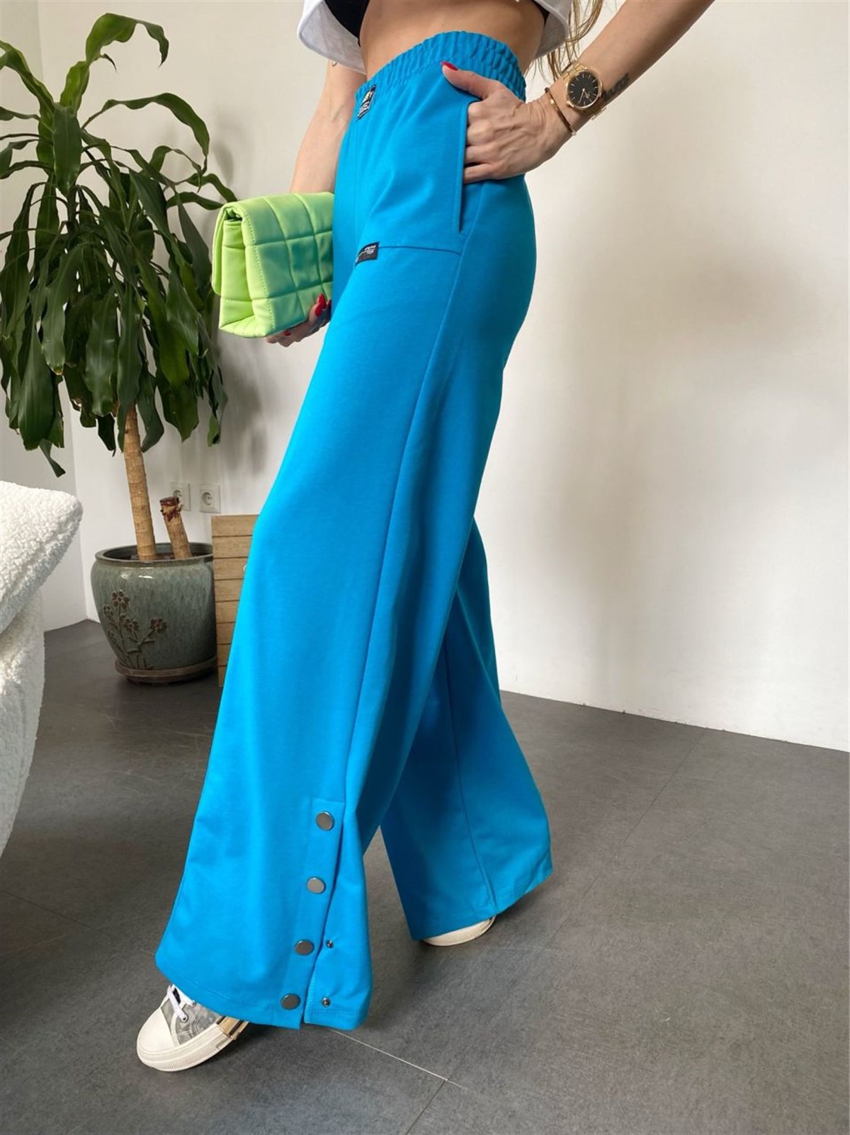 Çıtçıt Detaylı Bol Paça Pantolon (Mavi)