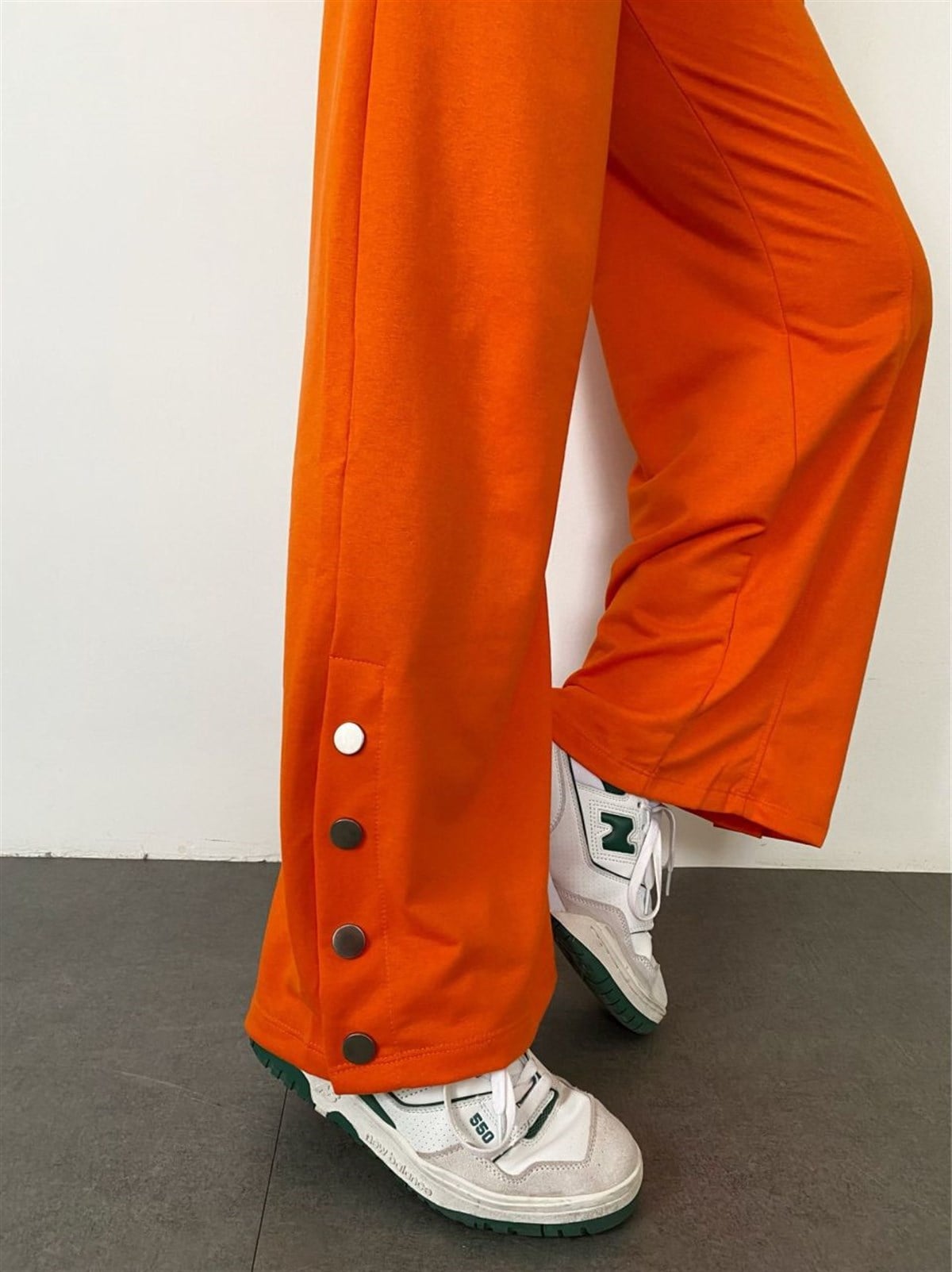 Çıtçıt Detaylı Bol Paça Pantolon (Oranj)